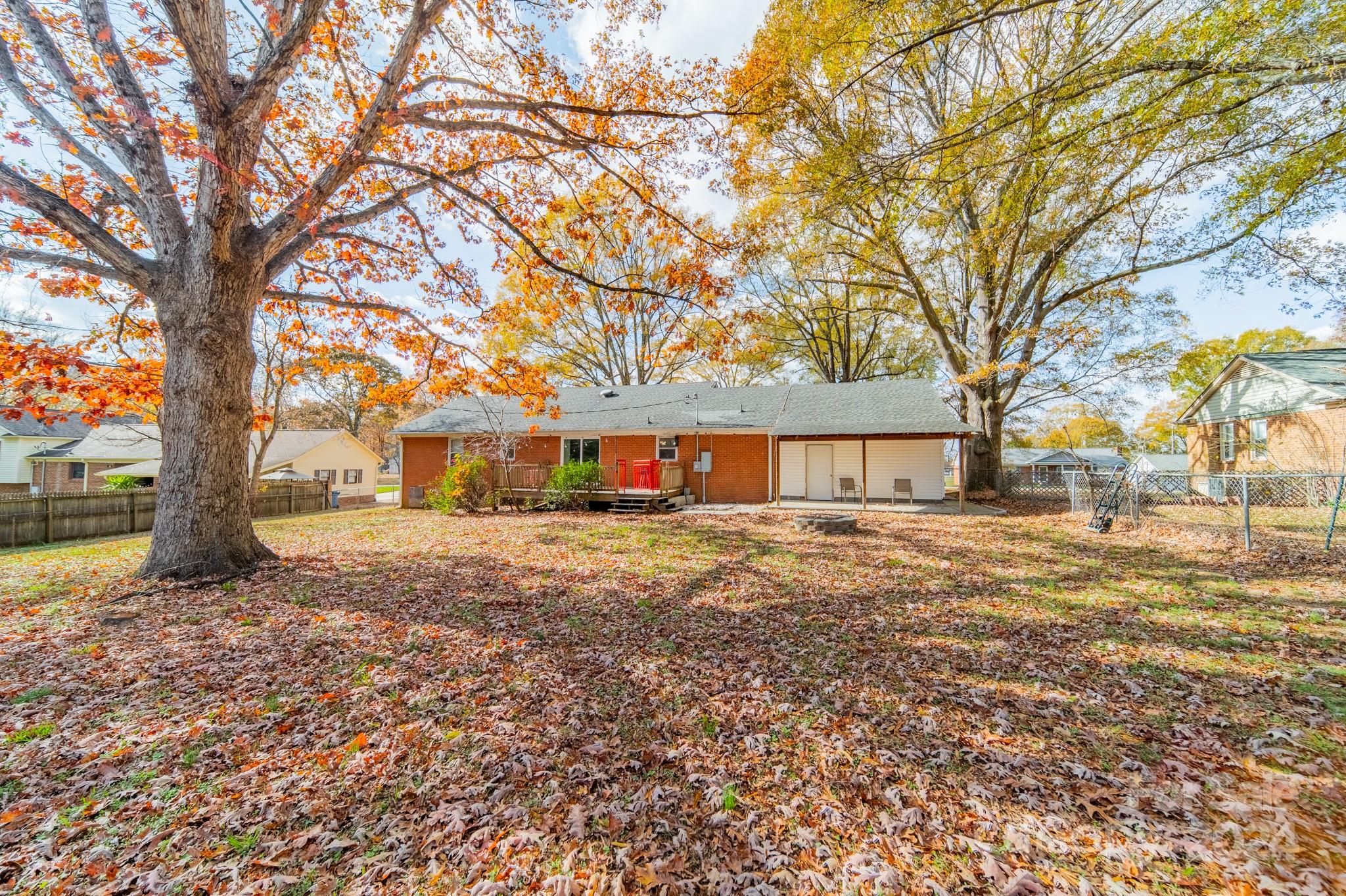 175 Willow Oaks Drive Property Photo 11