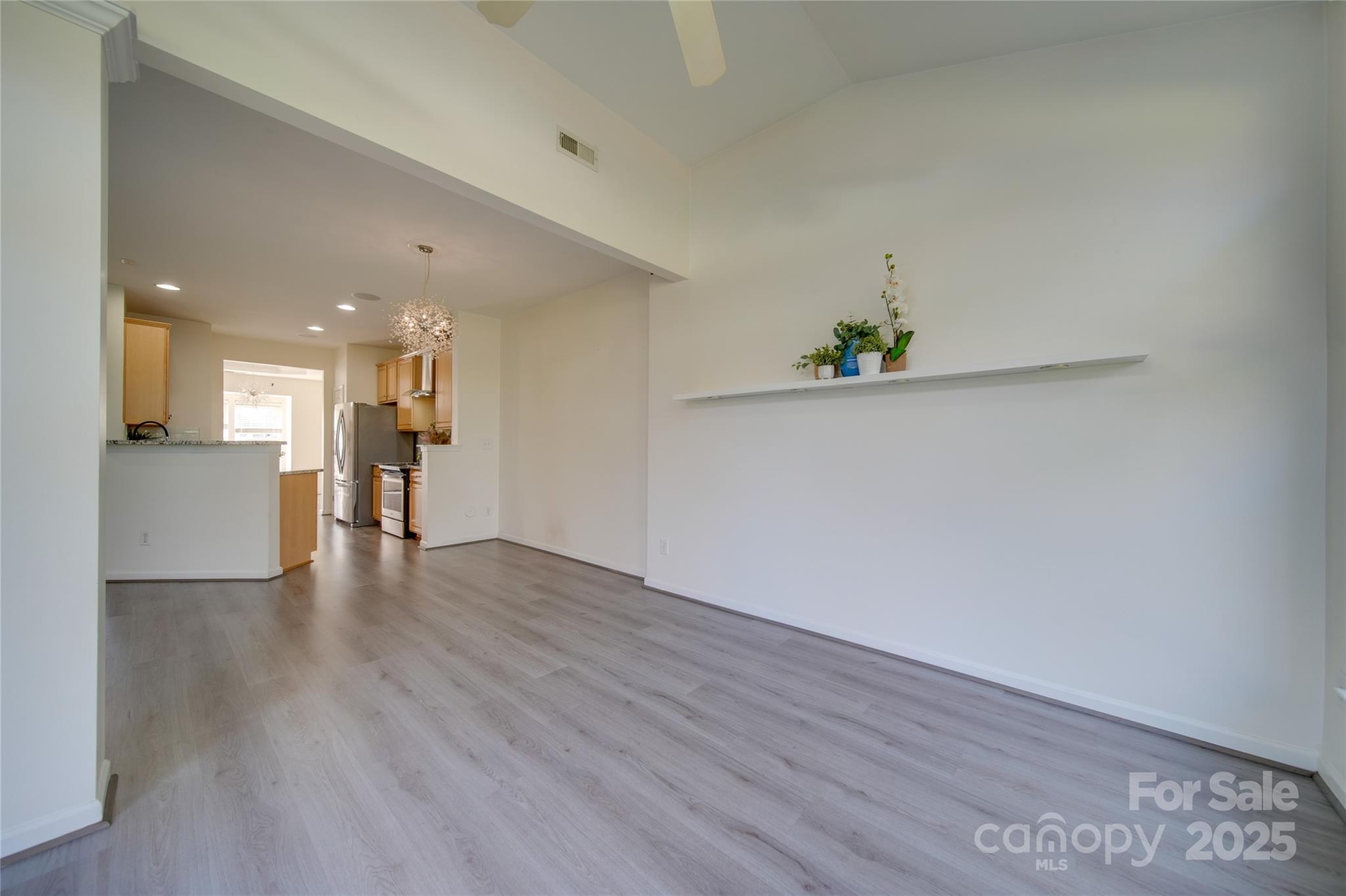 11628 Eastwind Drive Property Photo 13
