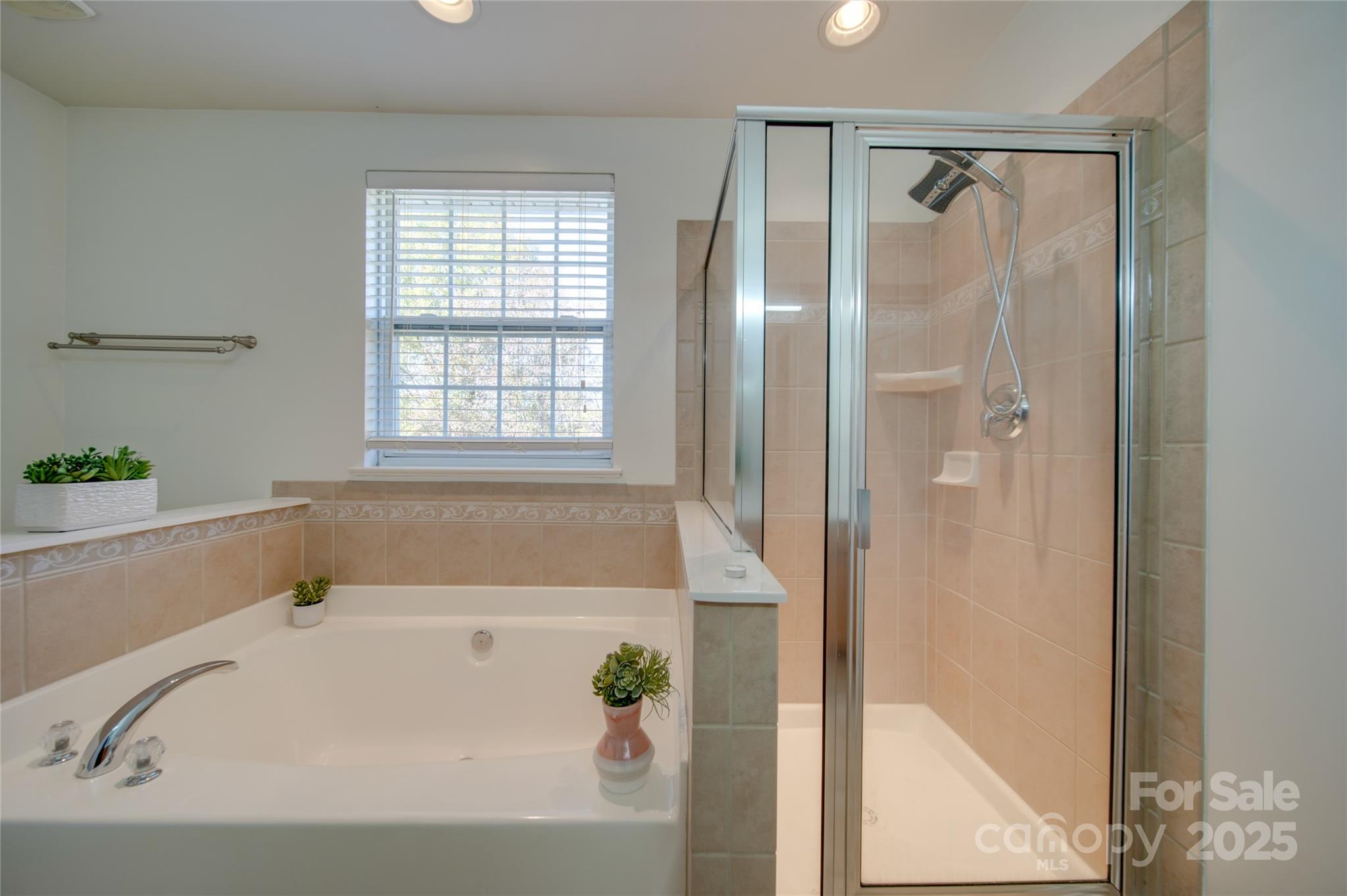 11628 Eastwind Drive Property Photo 32