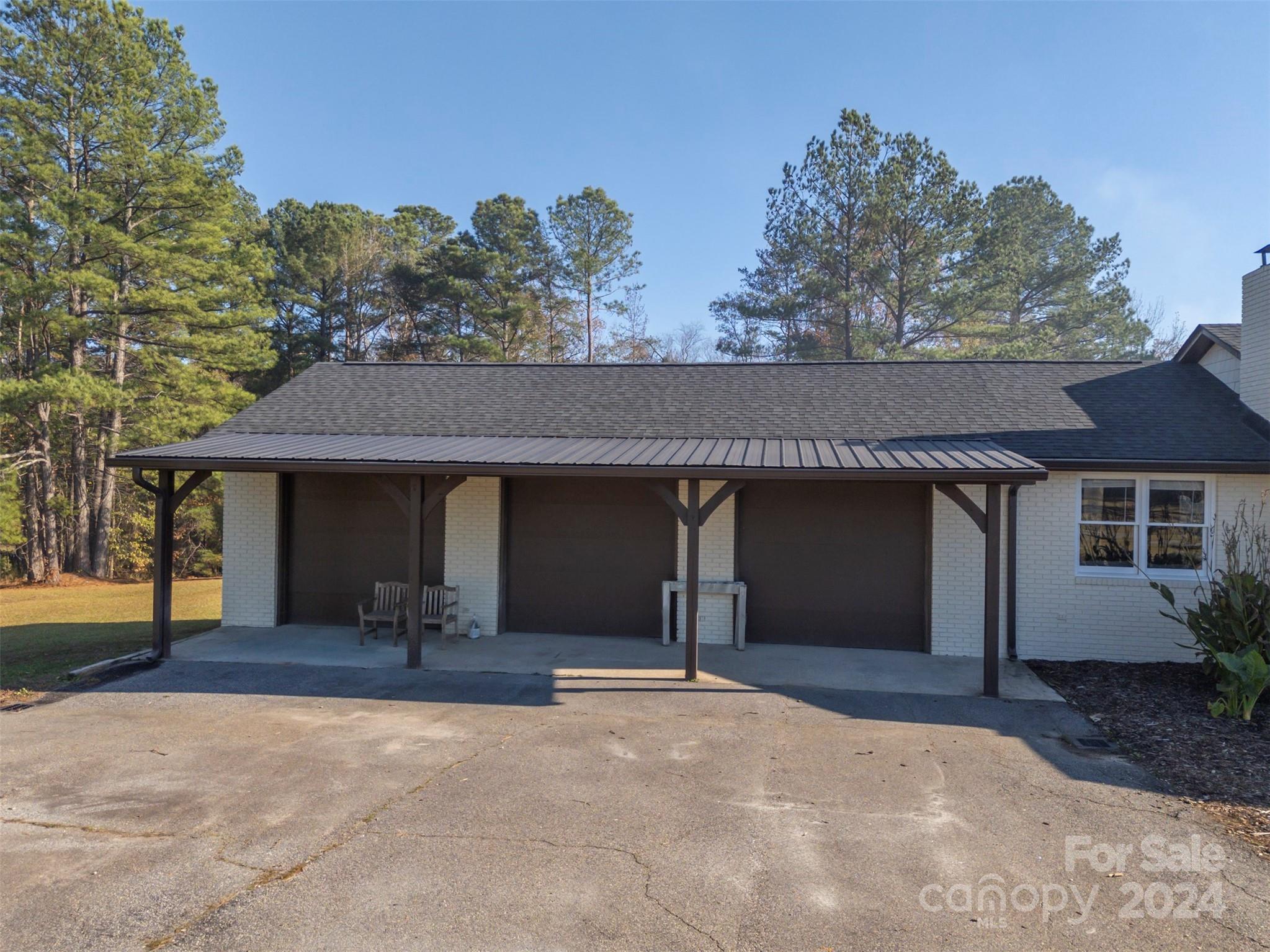 125 Pine Trace Property Photo 5