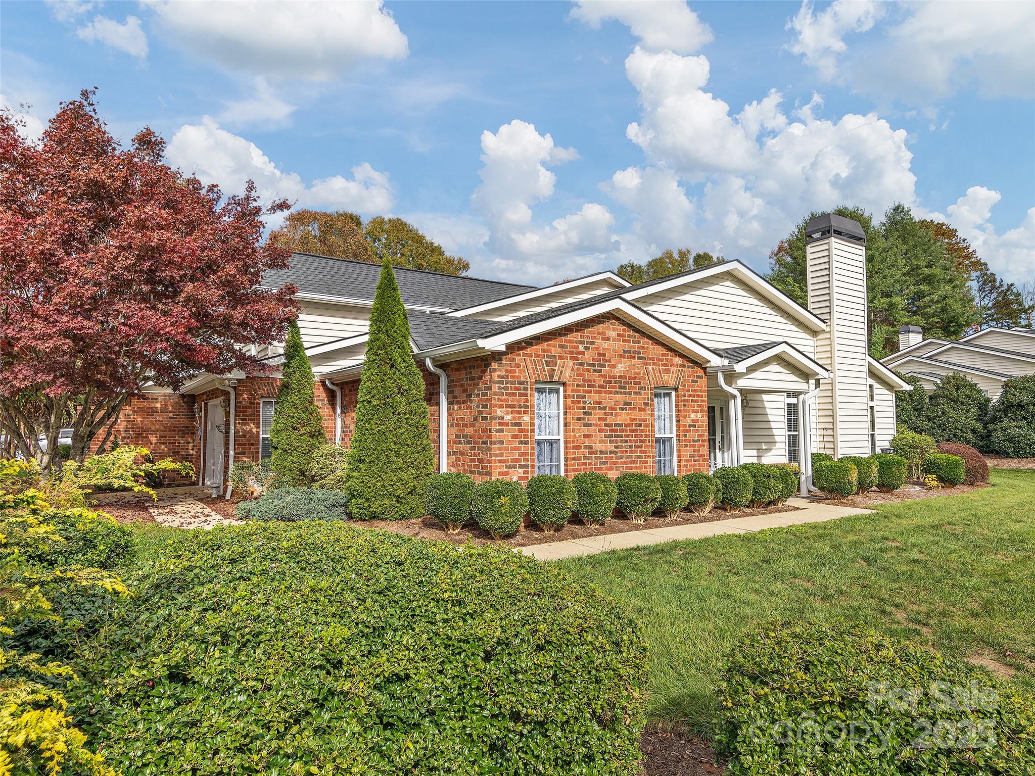 34 Lake Pointe Circle Property Photo