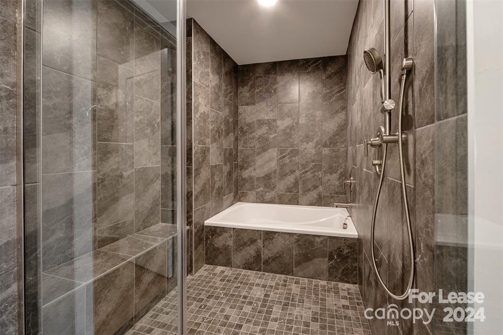 13230 Ballantyne Corporate Place 0119 Property Photo 42
