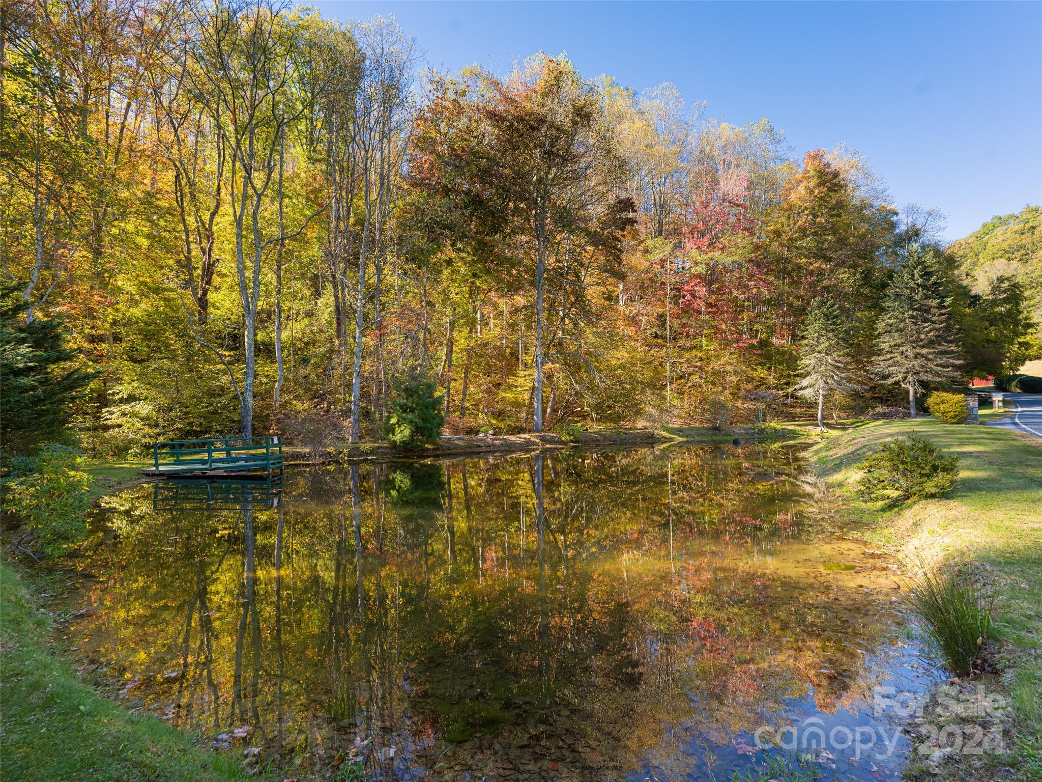370 Smith Creek Road Property Photo 4
