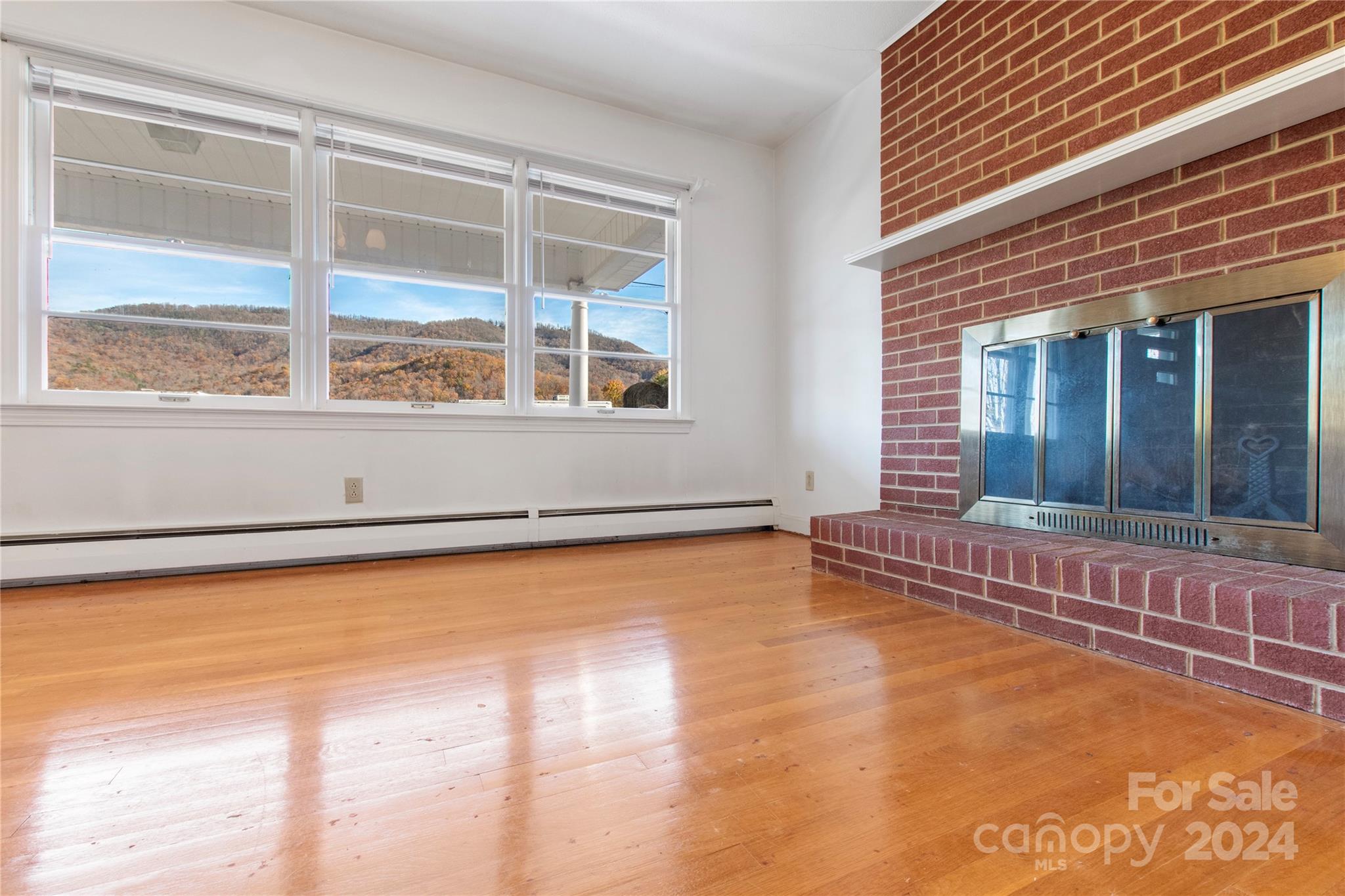 5746 Hardy Duckworth Road Property Photo 3