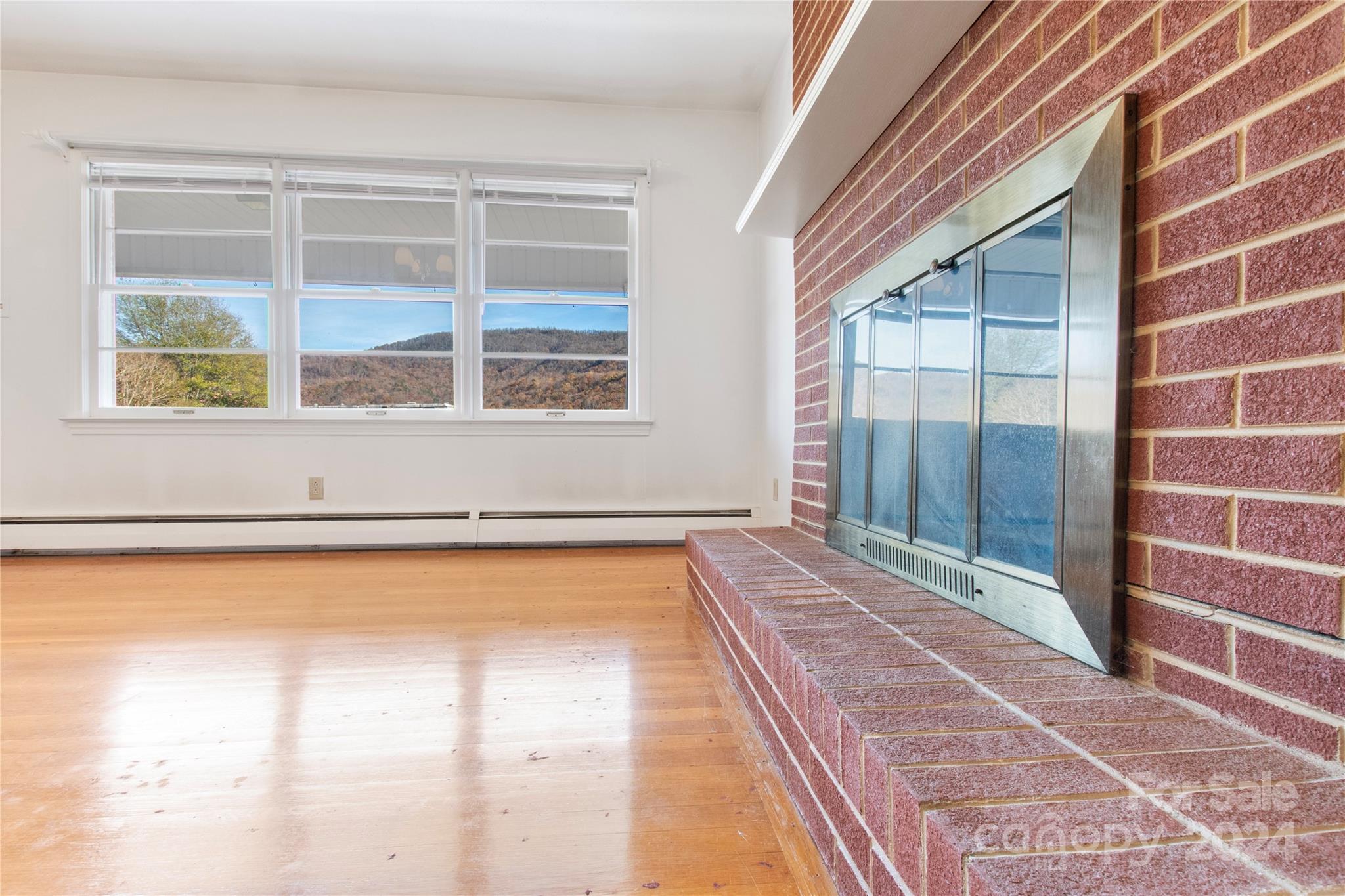 5746 Hardy Duckworth Road Property Photo 4