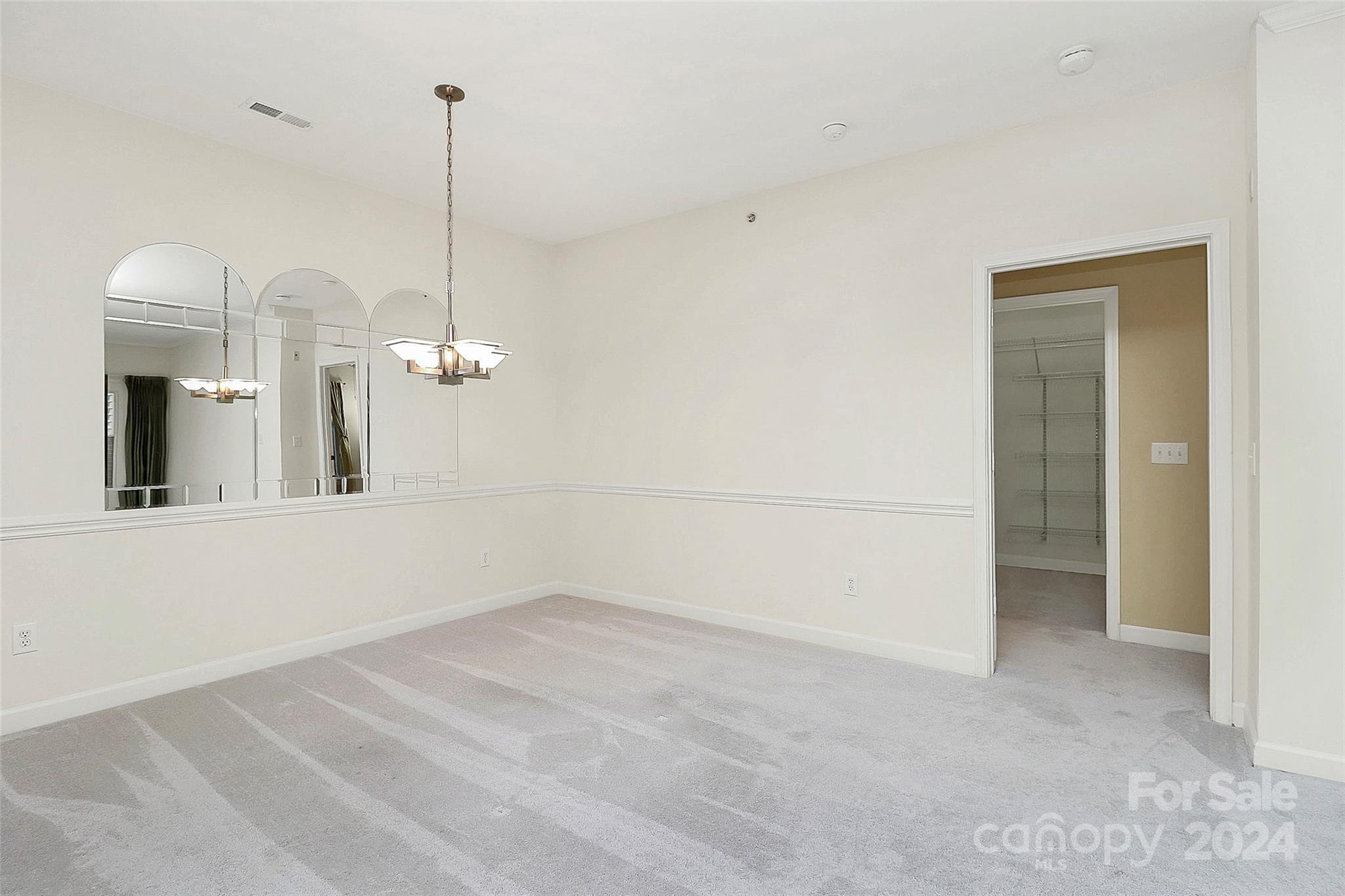 16316 Redstone Mountain Lane Property Photo 10