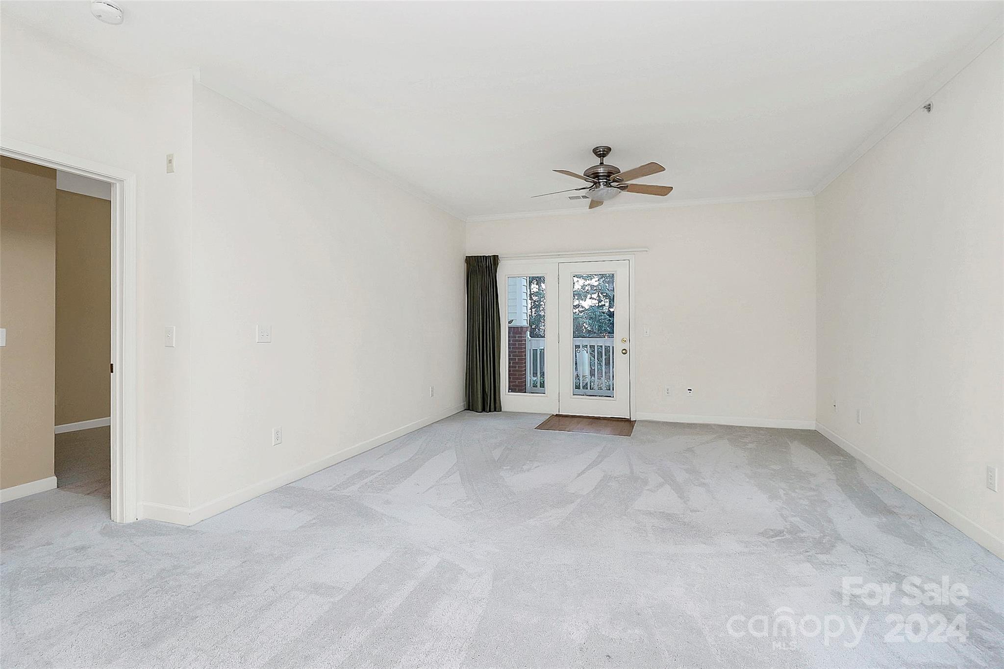16316 Redstone Mountain Lane Property Photo 12