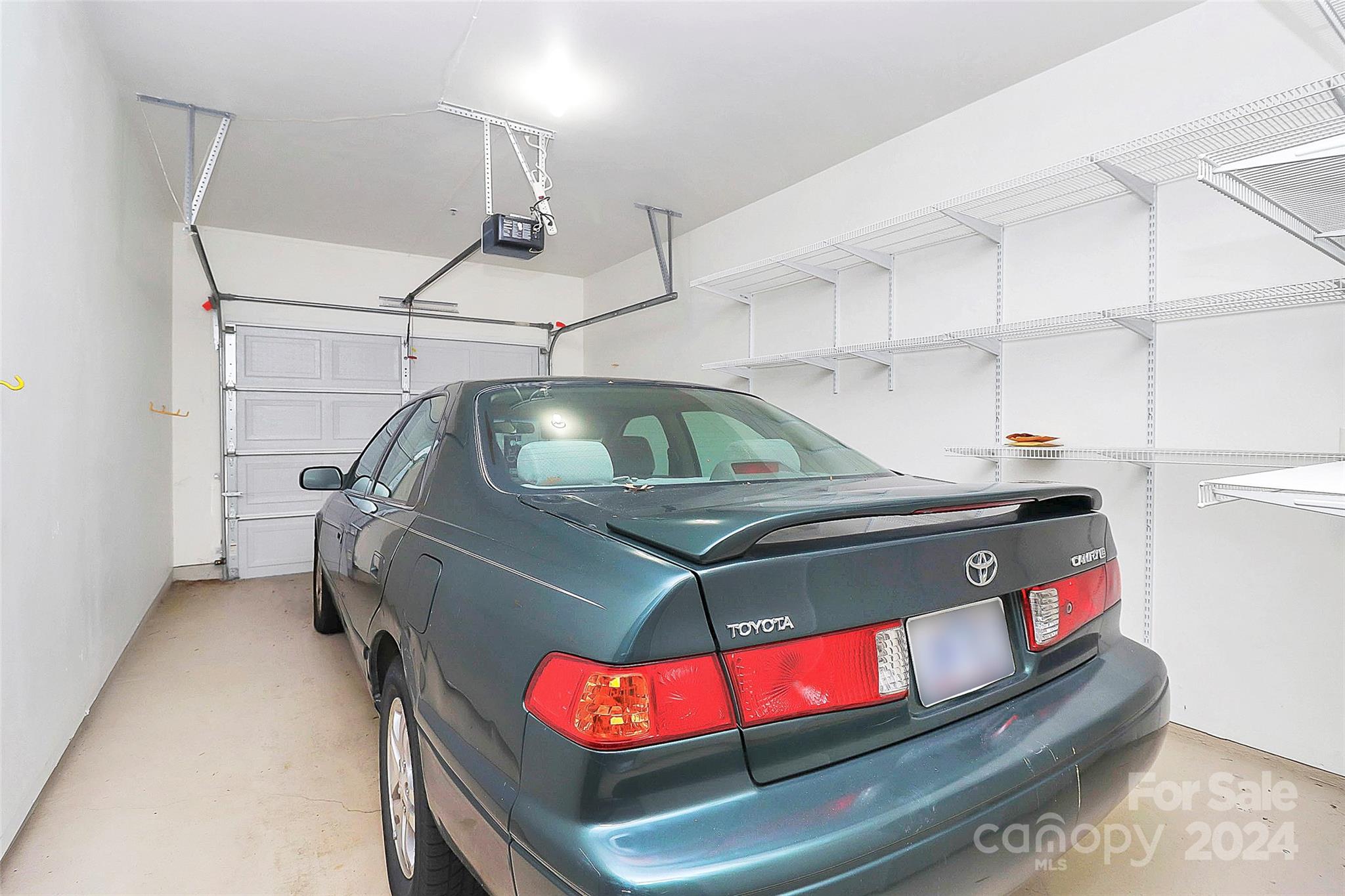 16316 Redstone Mountain Lane Property Photo 24