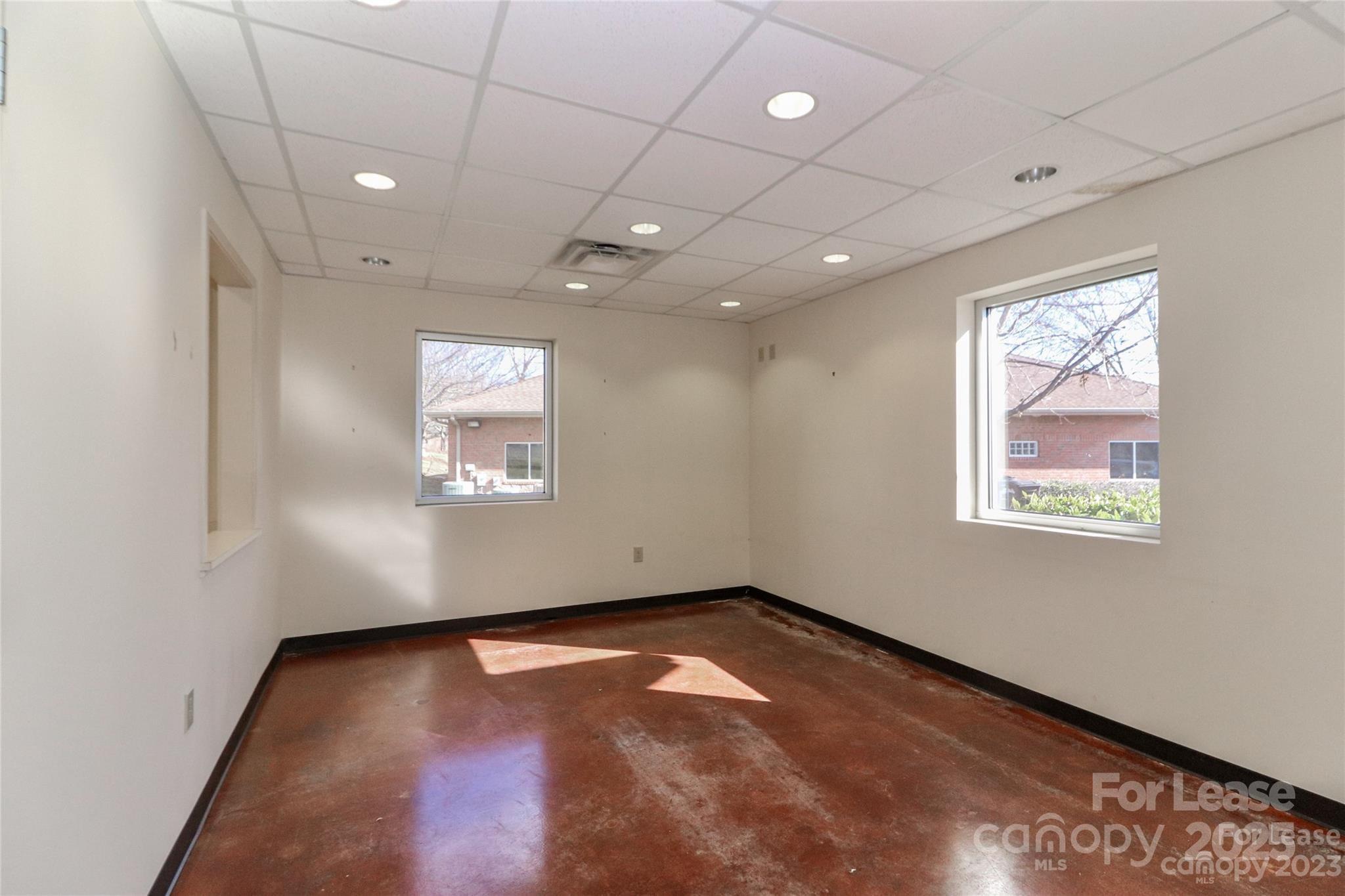 1673 Norwood Road Property Photo 8