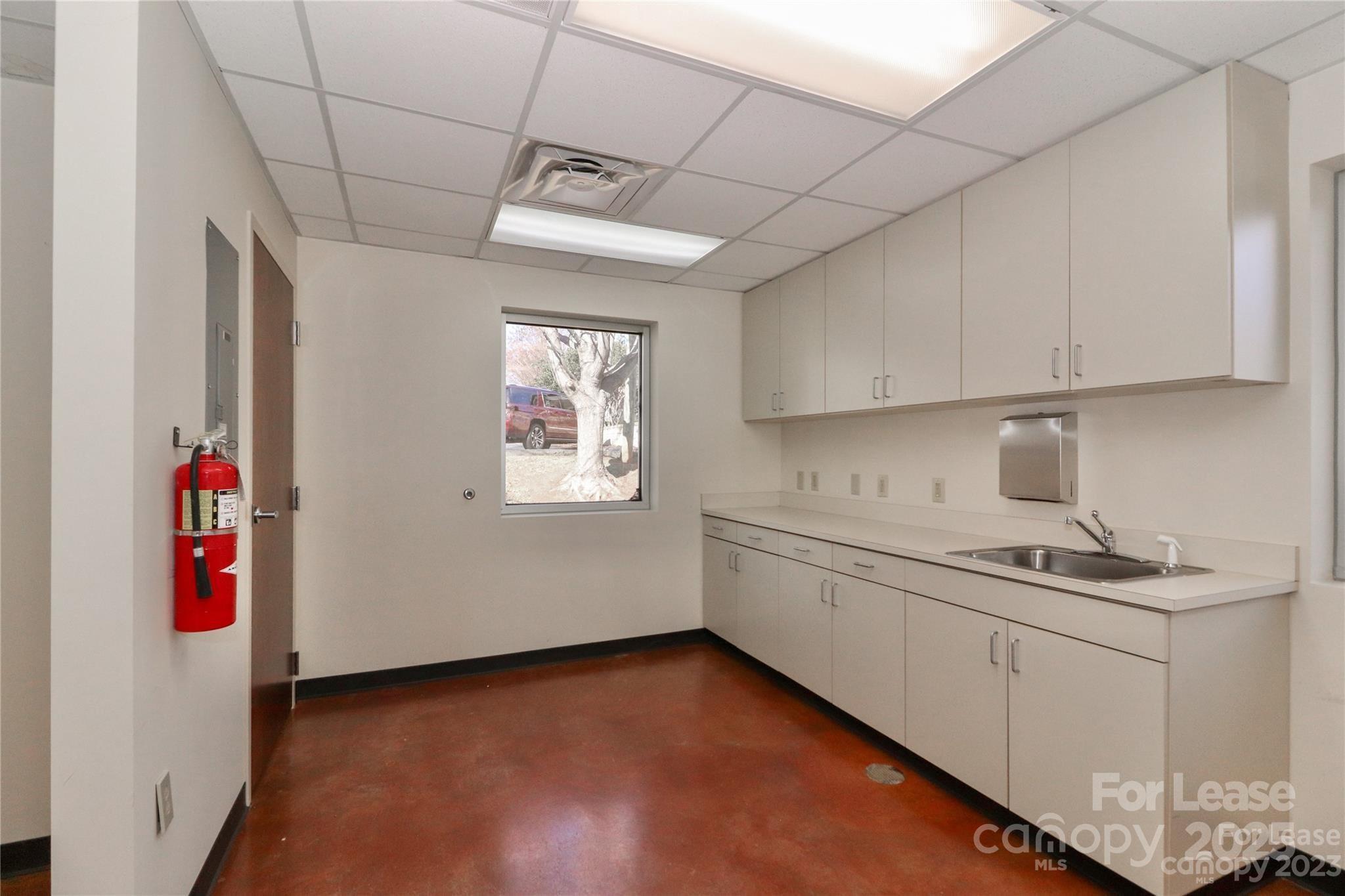 1673 Norwood Road Property Photo 10