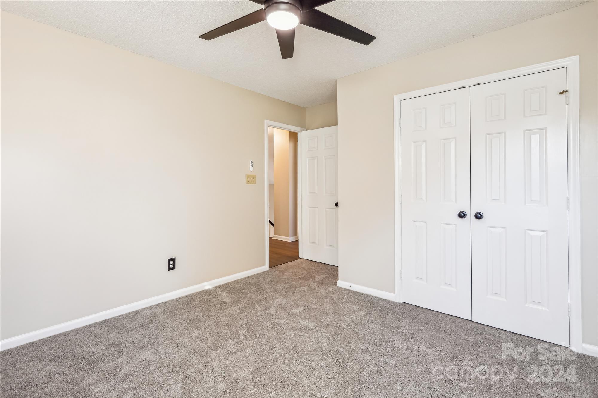 8325 Springhead Lane 48 Property Photo 28