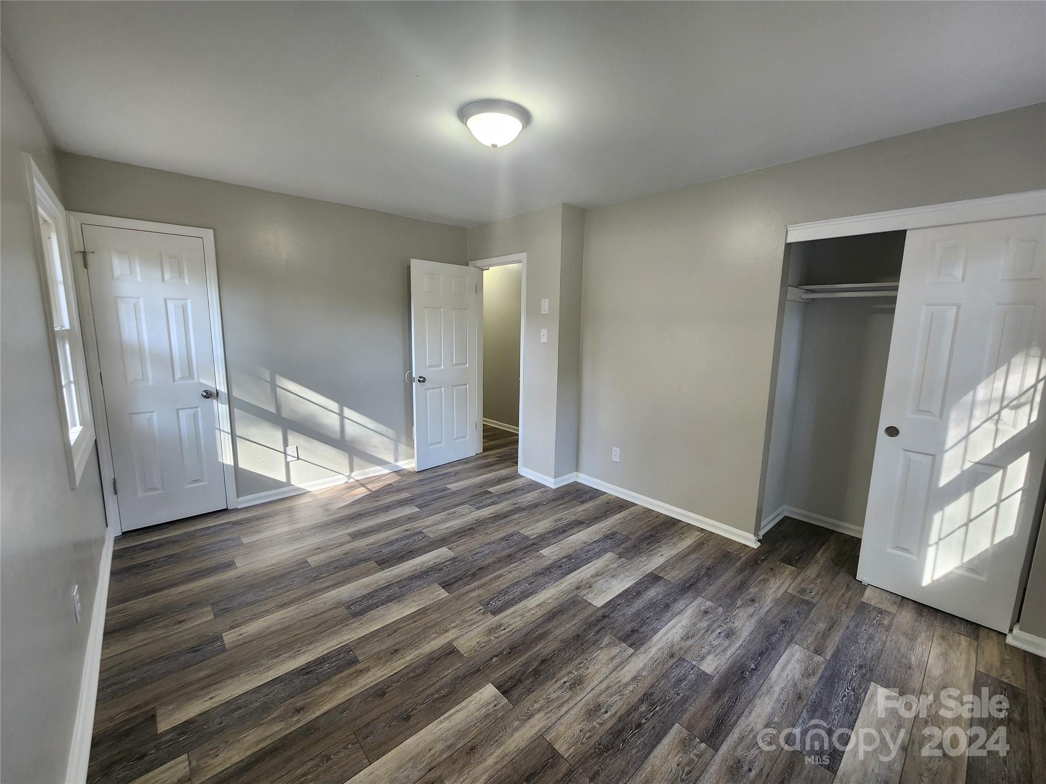 3935 Amerigo Street Property Photo 9