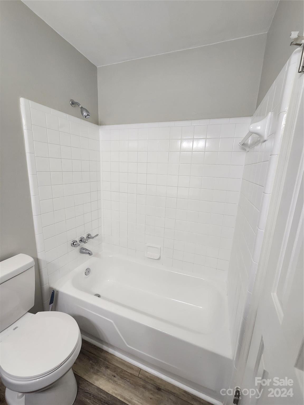 3935 Amerigo Street Property Photo 16