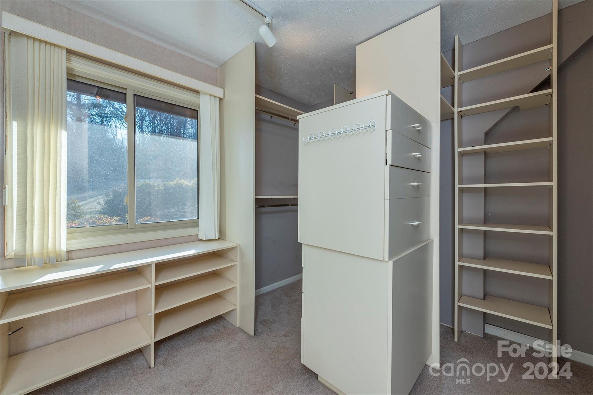 208 Dogwood Lane Property Photo 17