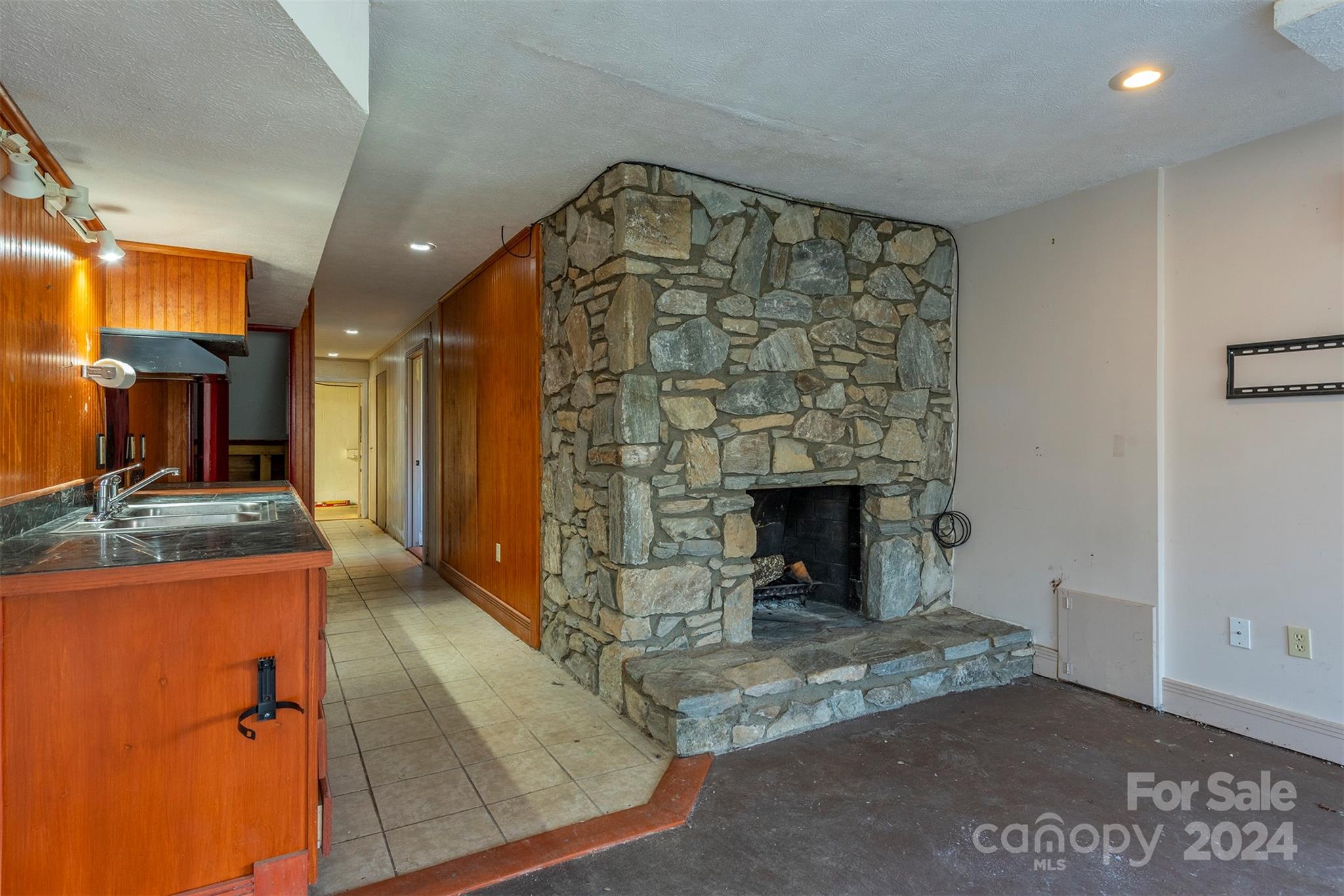208 Dogwood Lane Property Photo 27