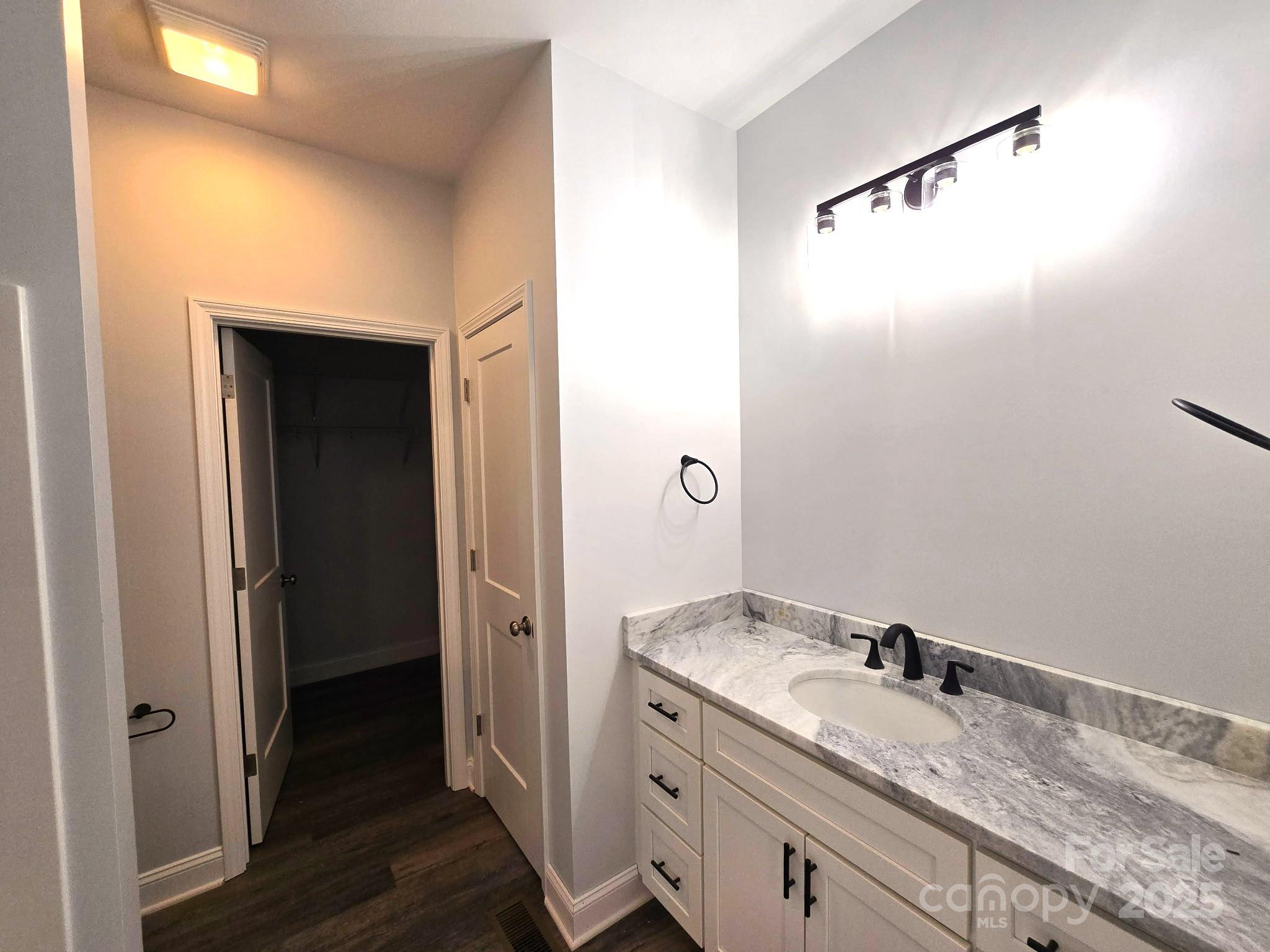 1589 Maysville Road Property Photo 12