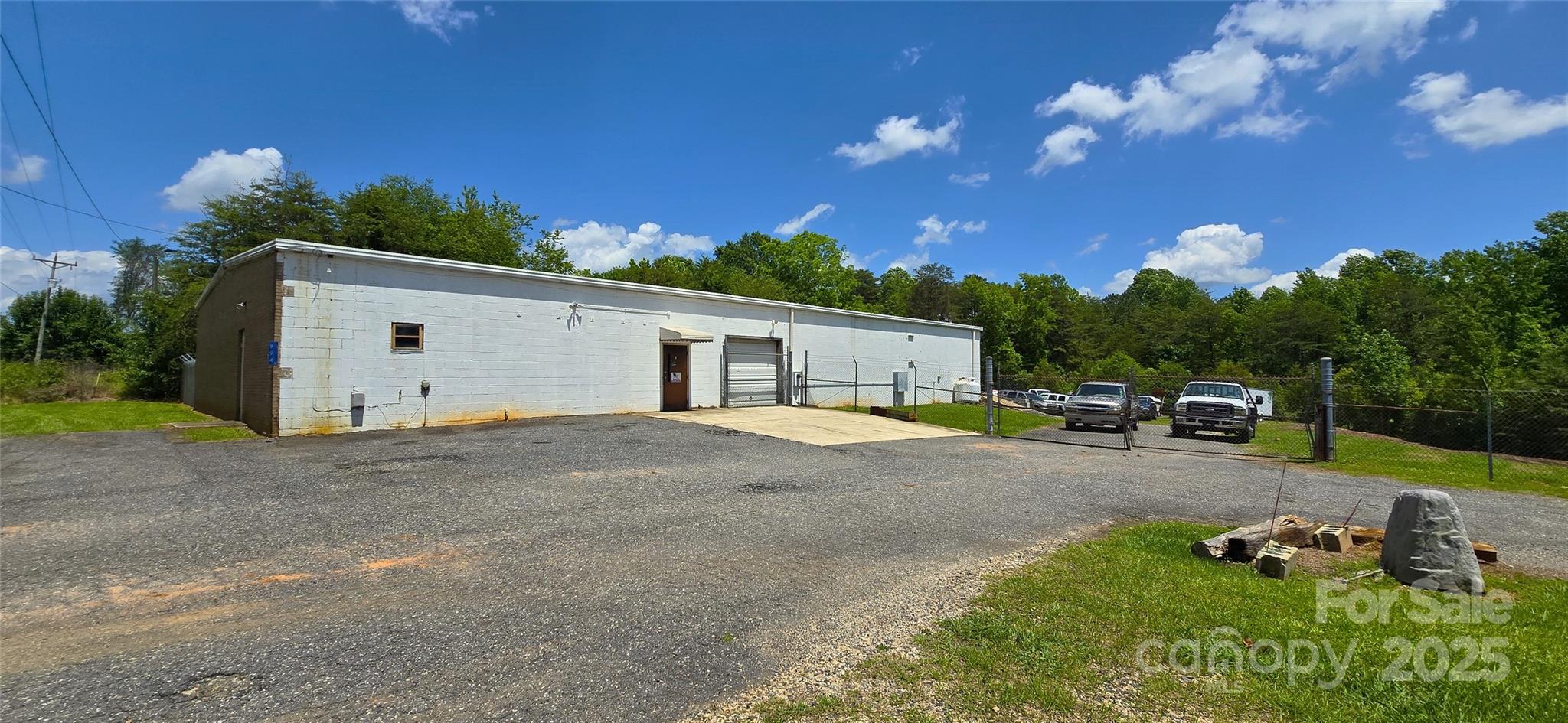 994 Rhyne Road Property Photo 7