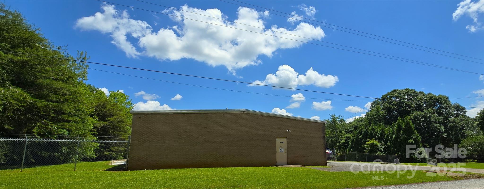 994 Rhyne Road Property Photo 12