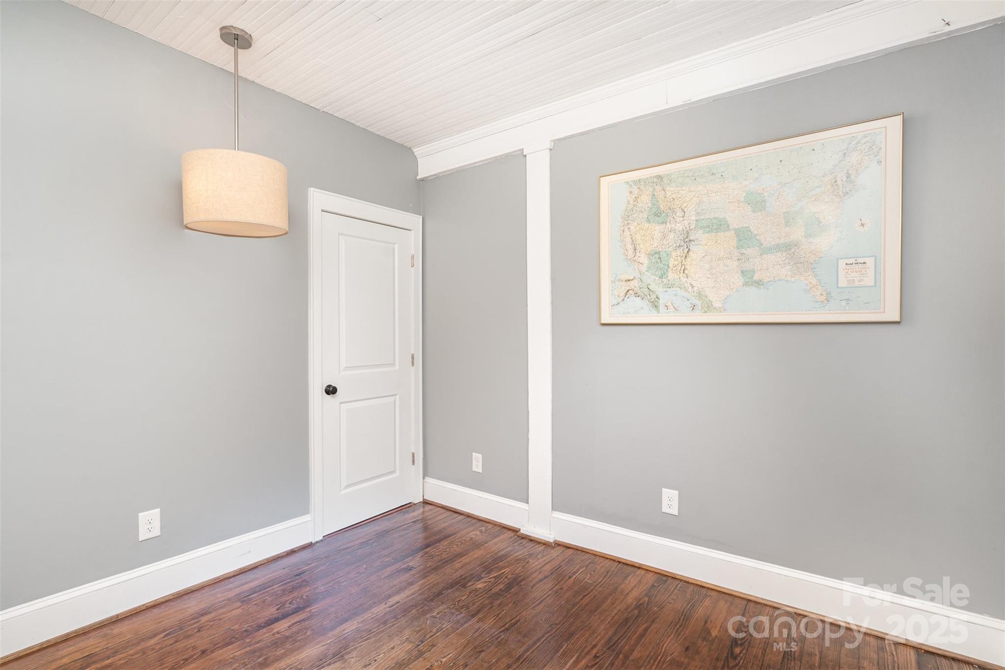 2013 Wood Dale Terrace Property Photo 7