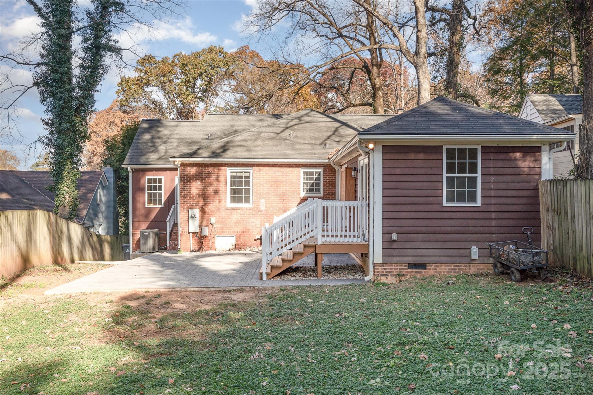 2013 Wood Dale Terrace Property Photo 23