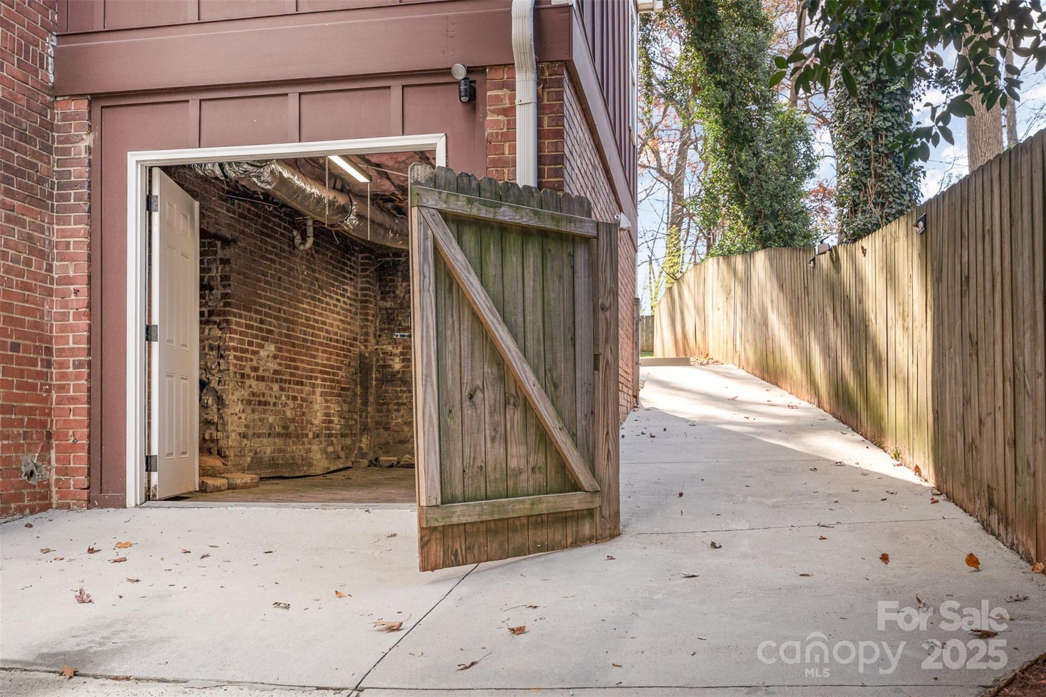 2013 Wood Dale Terrace Property Photo 24