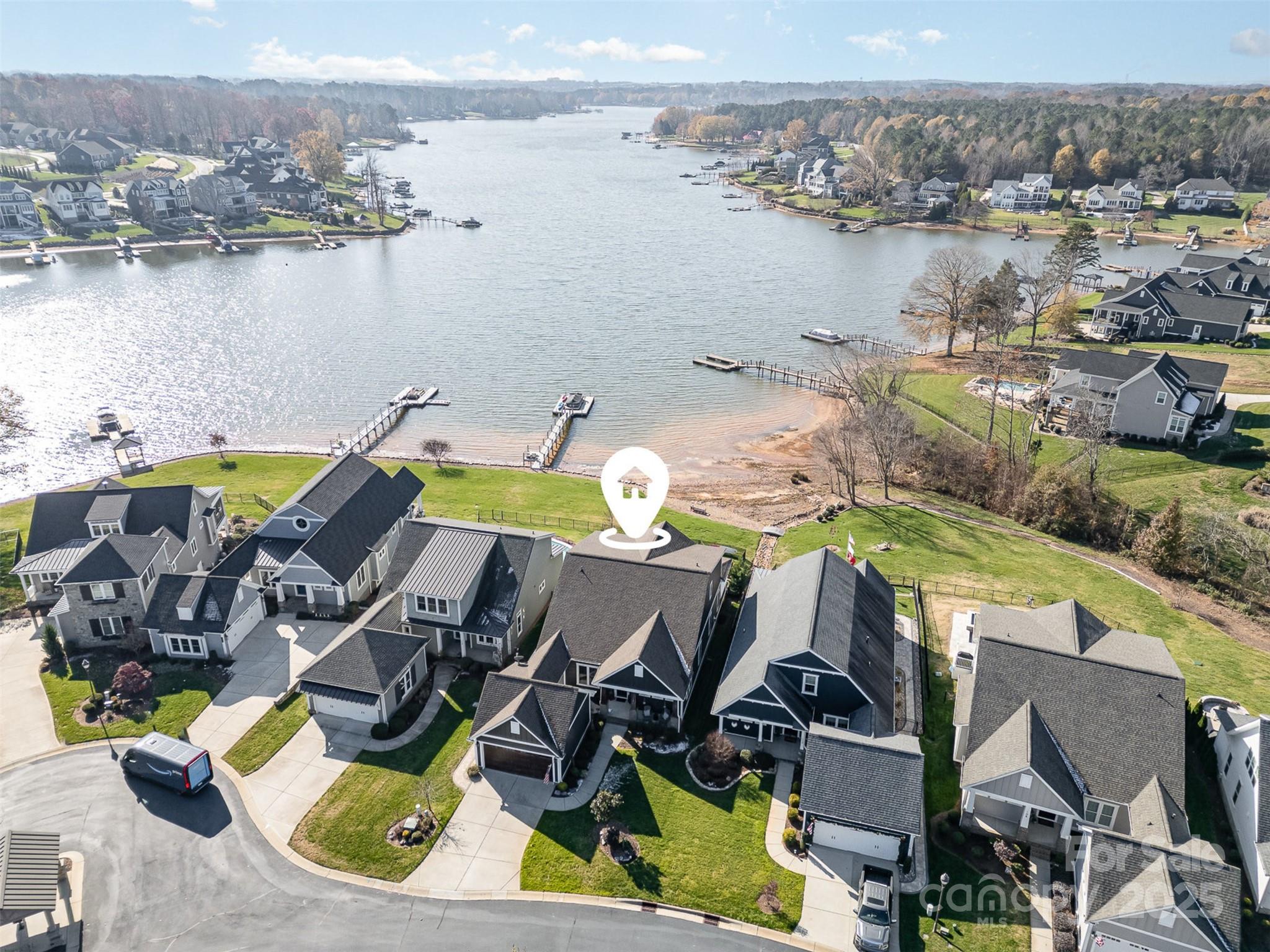 112 Sisters Cove Court Property Photo 4