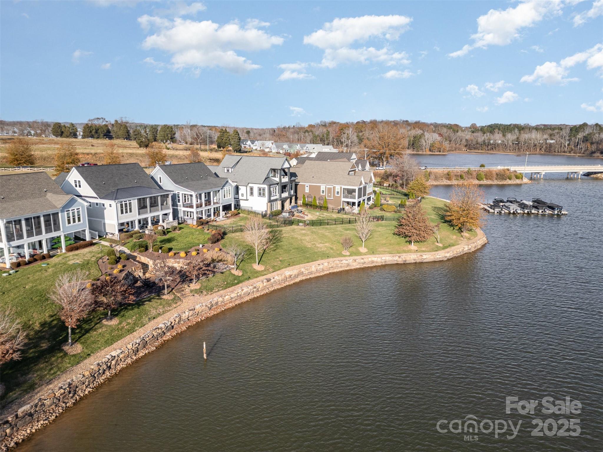 112 Sisters Cove Court Property Photo 6
