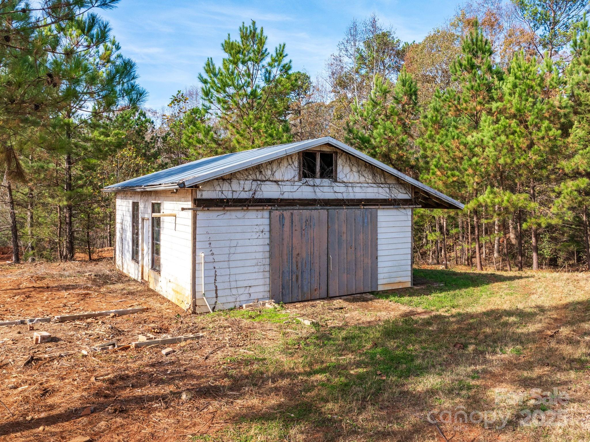 152 Long Branch Road Property Photo 4