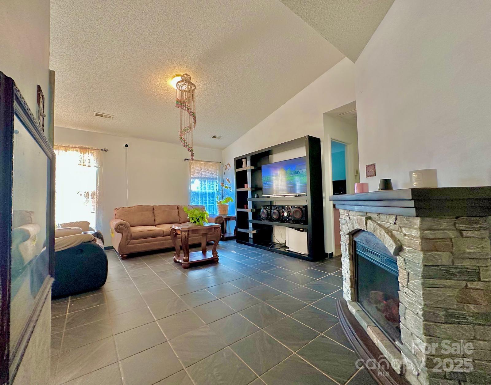 8430 Stoneman Place Property Photo 14