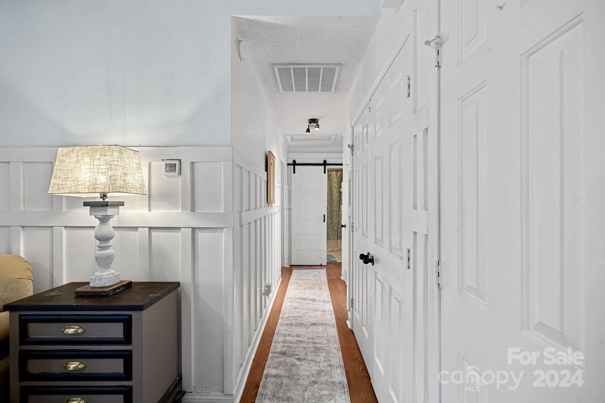 12128 Robins Nest Lane Property Photo 4