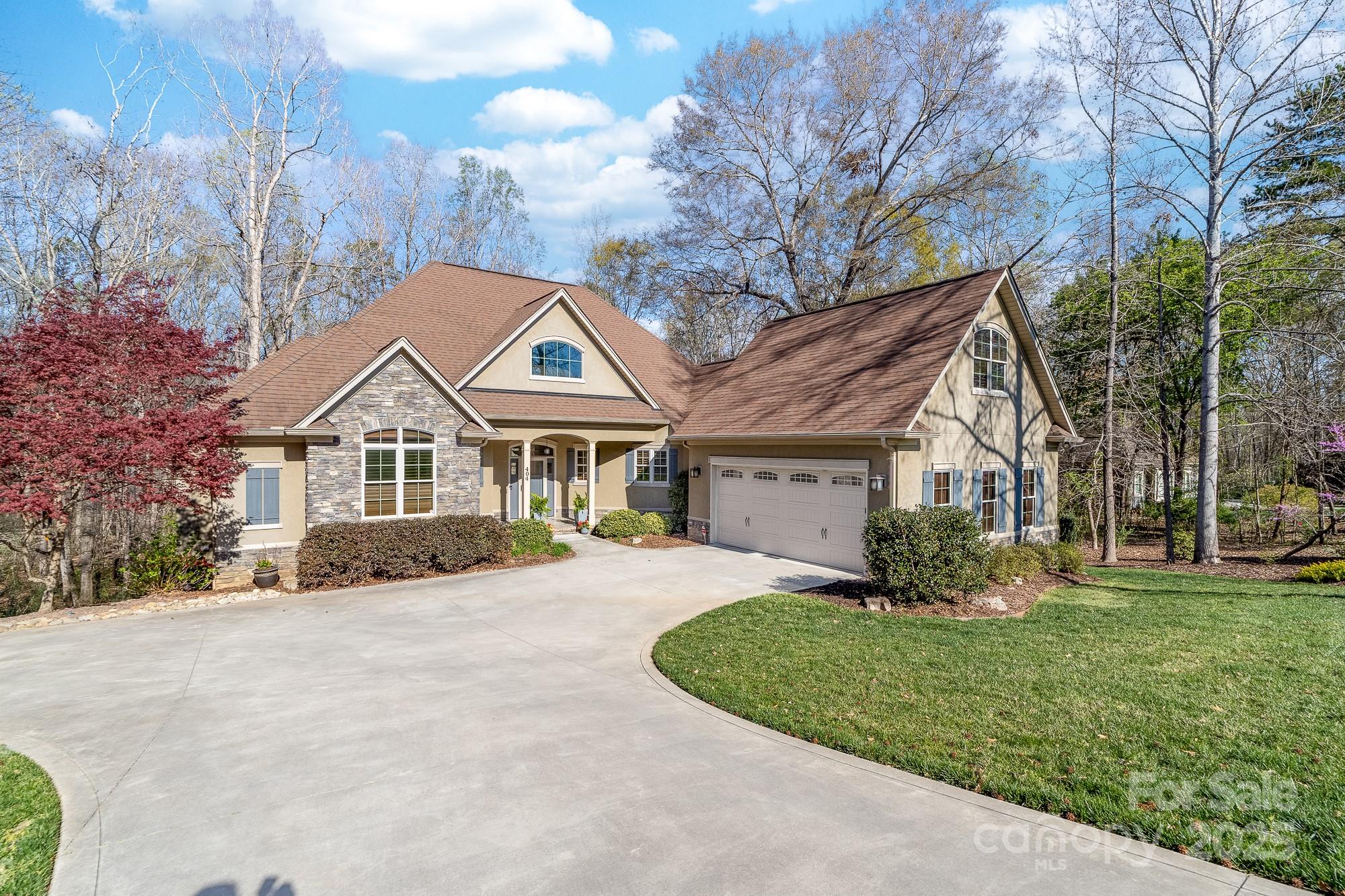 404 Yorkfield Drive Property Photo 1