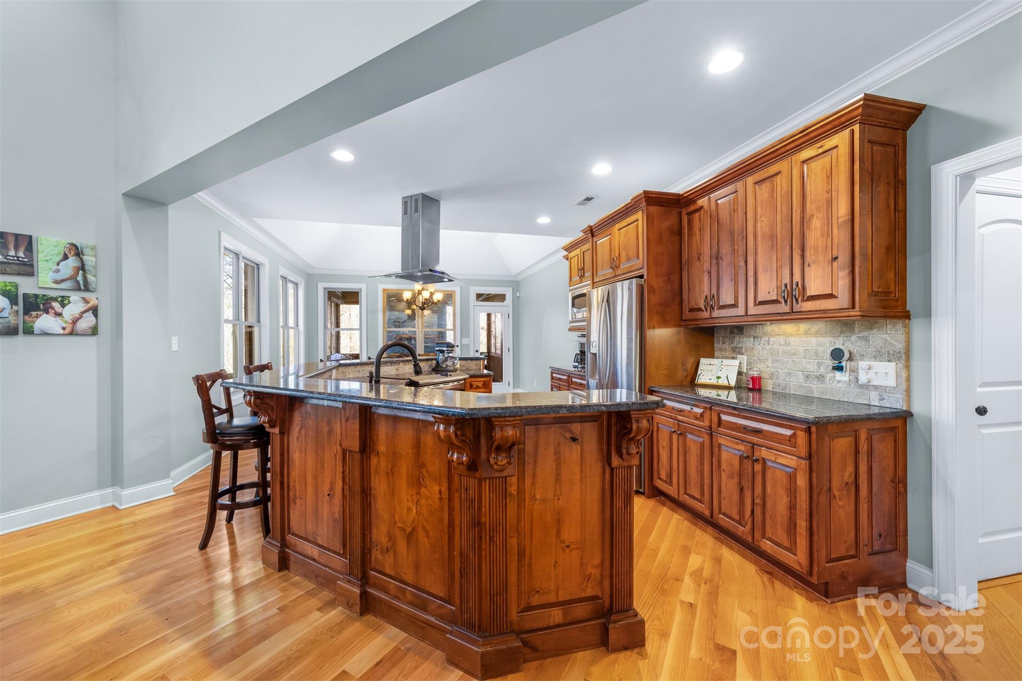 404 Yorkfield Drive Property Photo 12