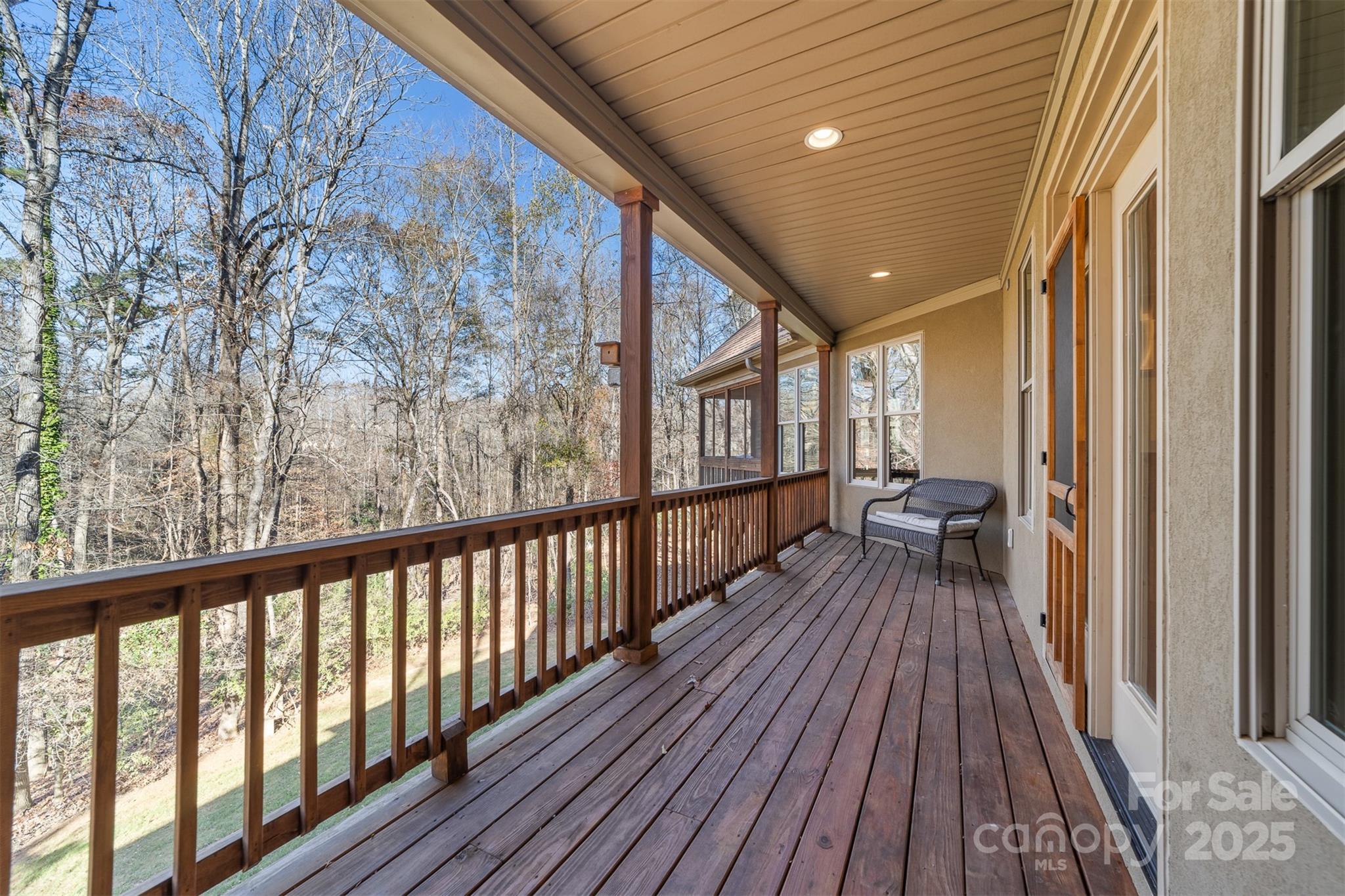 404 Yorkfield Drive Property Photo 14