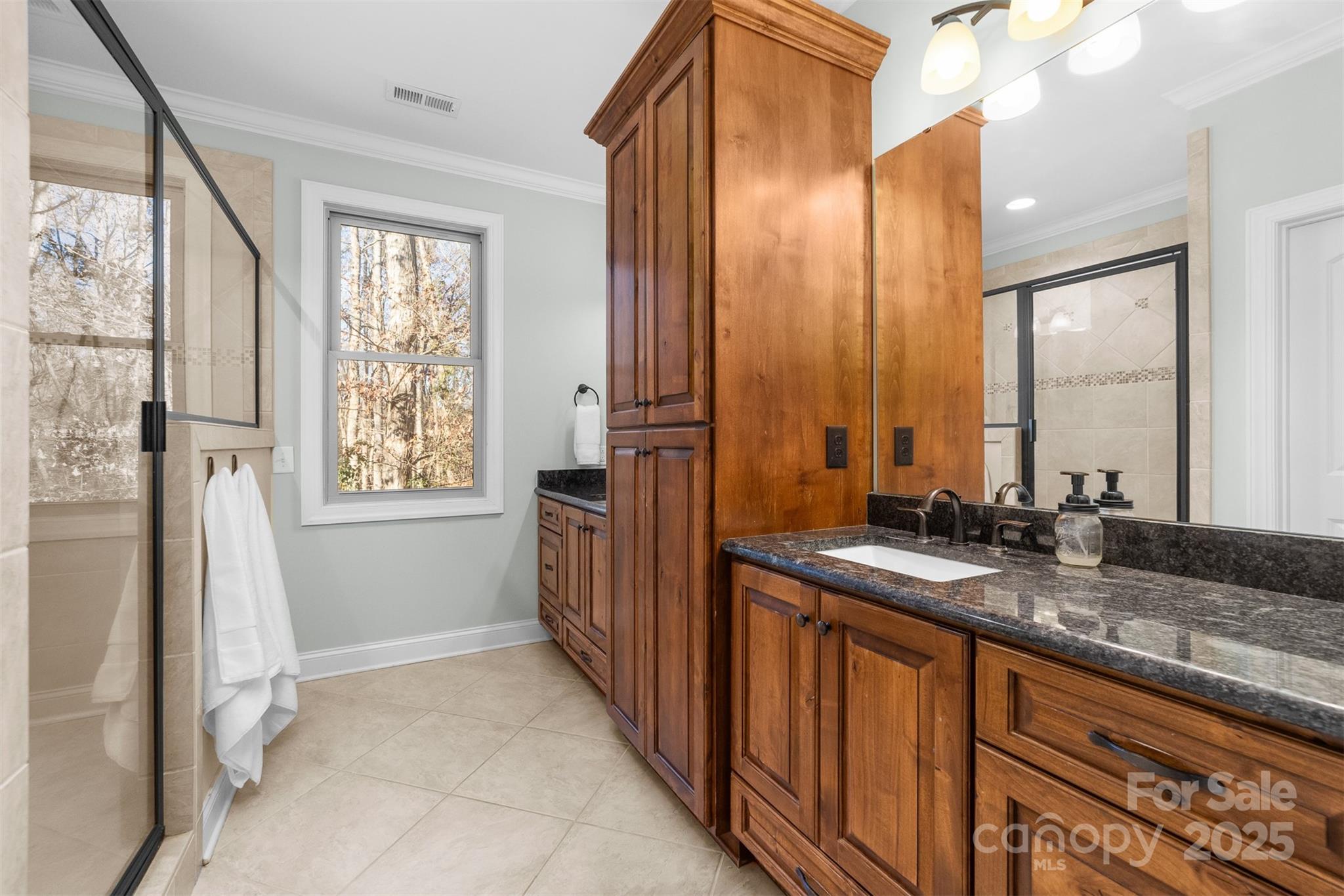 404 Yorkfield Drive Property Photo 19