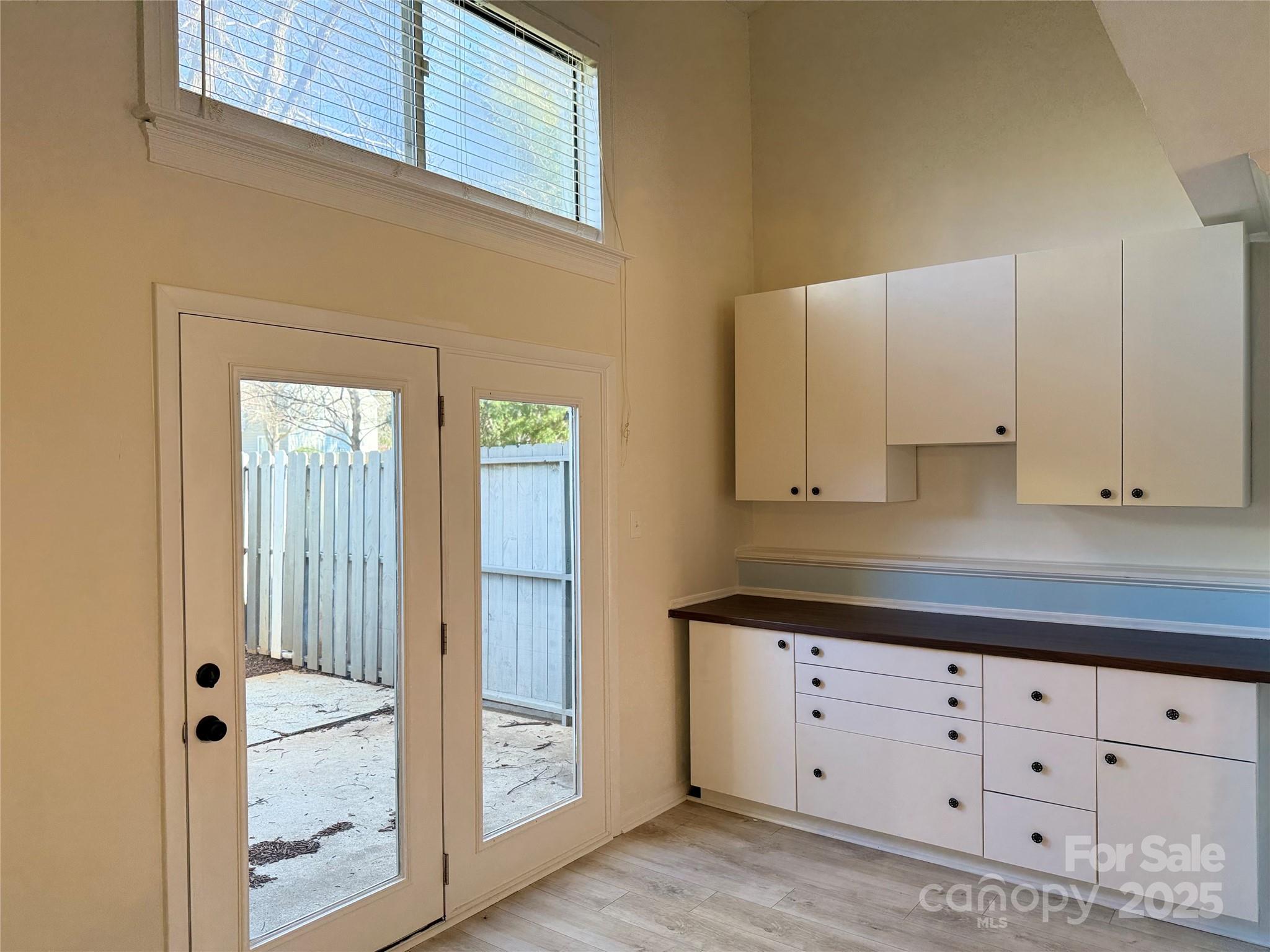 6130 Heathstone Lane Property Photo 1