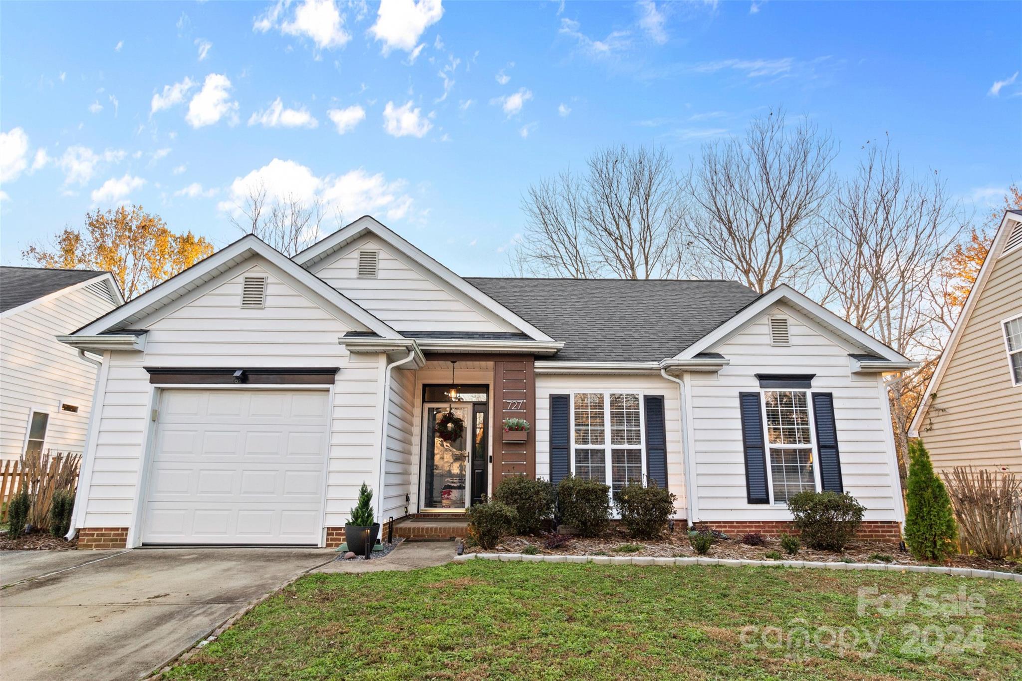 727 Bradberry Lane Property Photo
