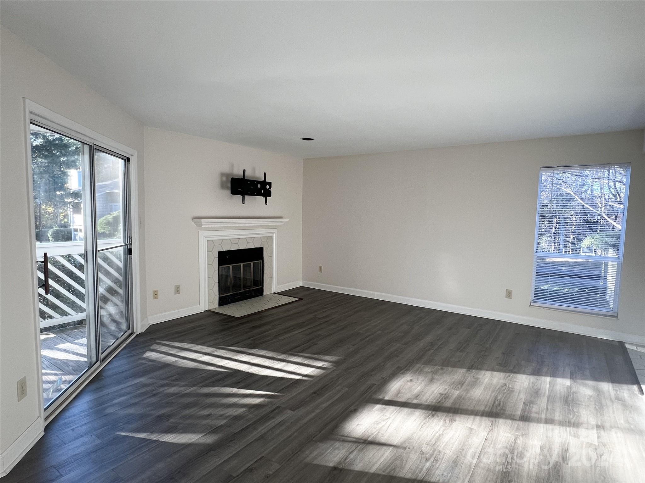 7428 Ashfield Court Property Photo 3