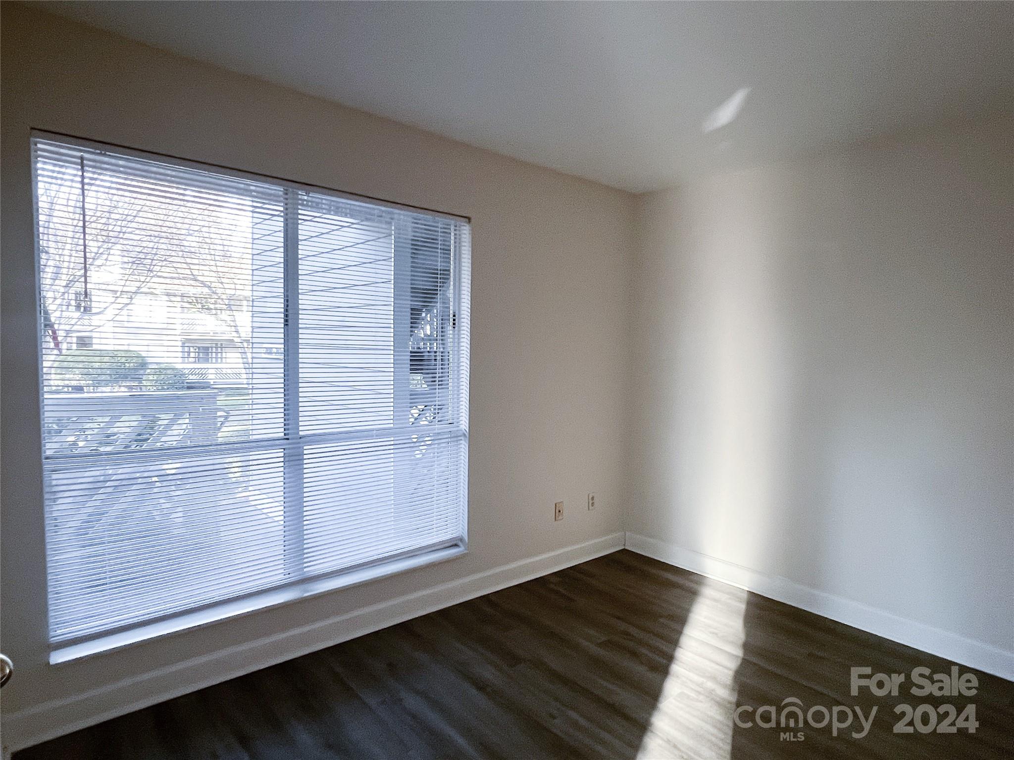 7428 Ashfield Court Property Photo 21