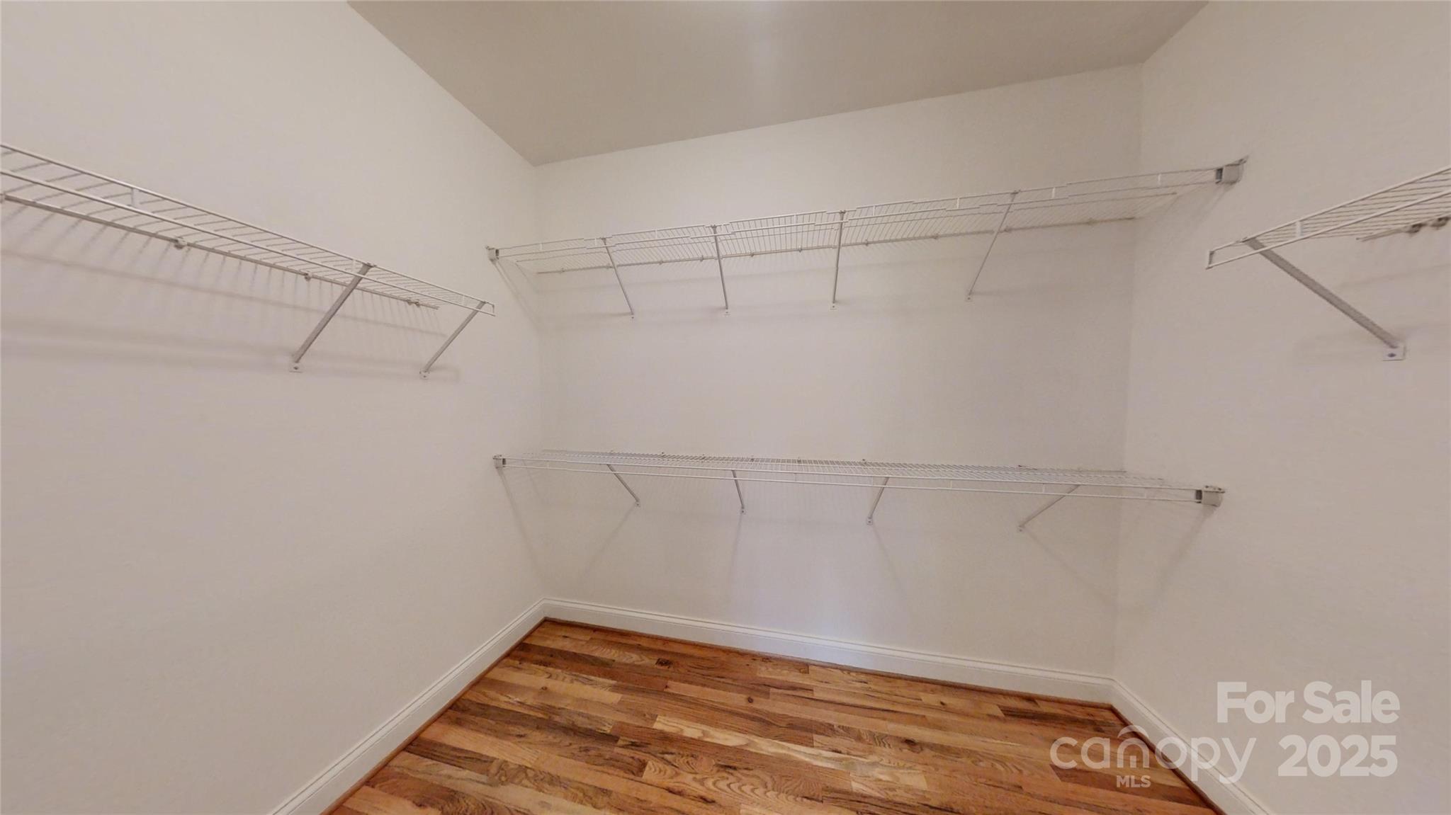 8046 Lucky Creek Lane Property Photo 21