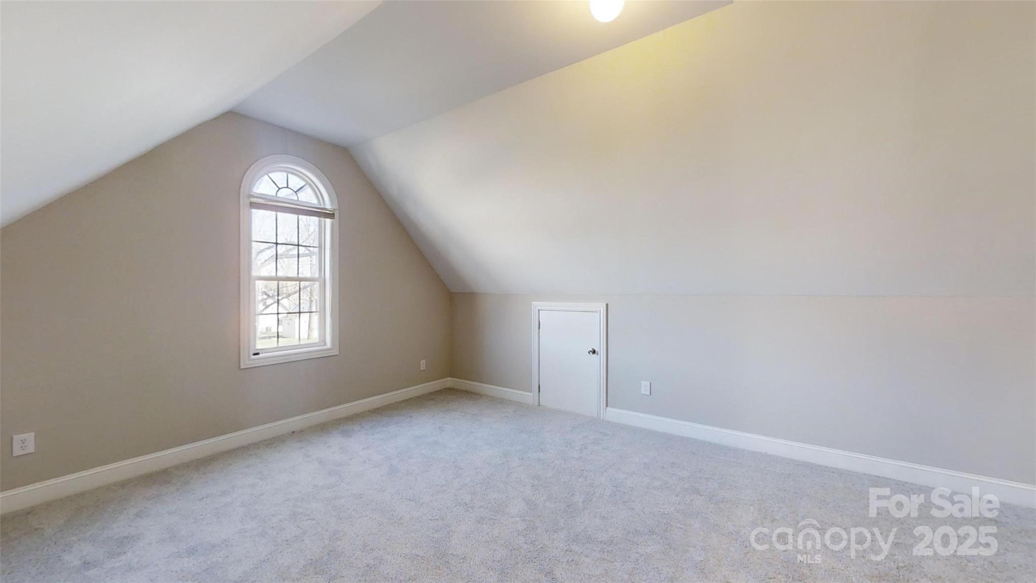 8046 Lucky Creek Lane Property Photo 22