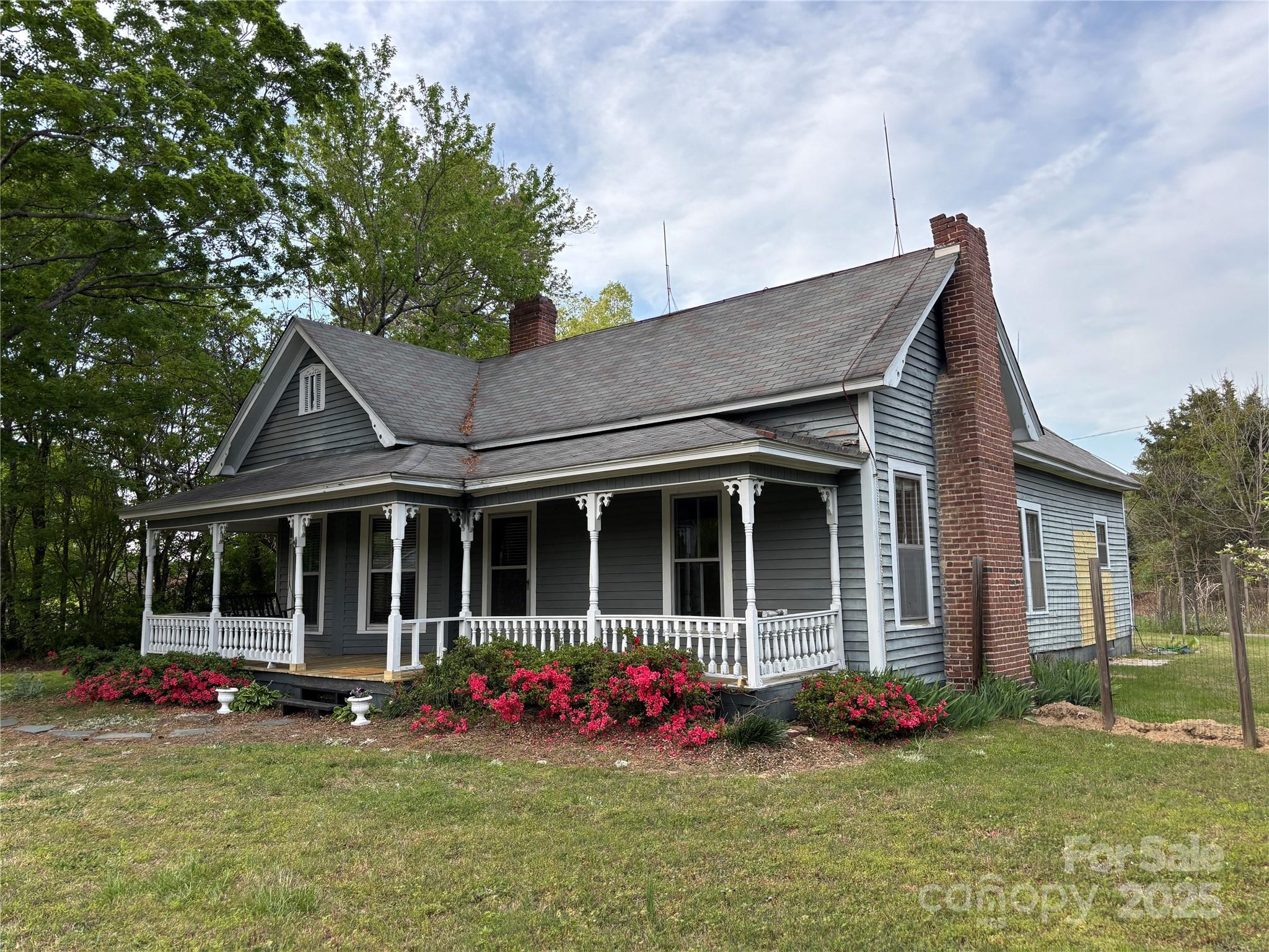 4220 Woodleaf Road Property Photo 33