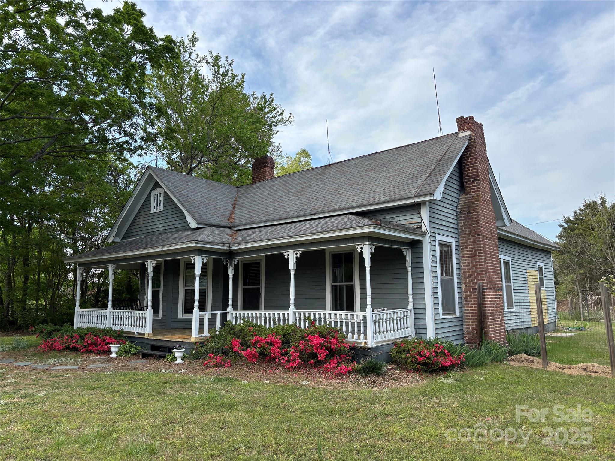 4220 Woodleaf Road Property Photo 34
