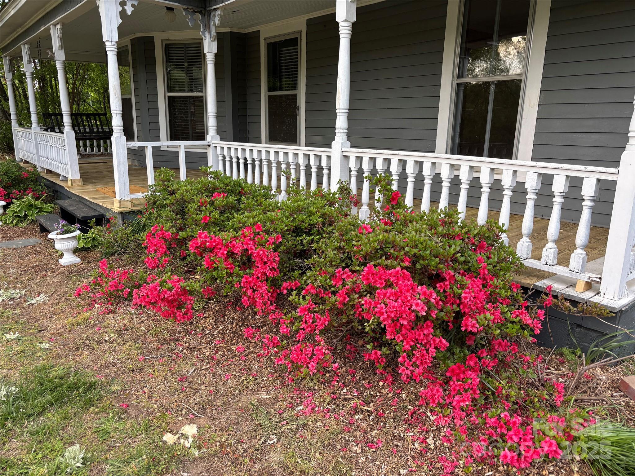 4220 Woodleaf Road Property Photo 35
