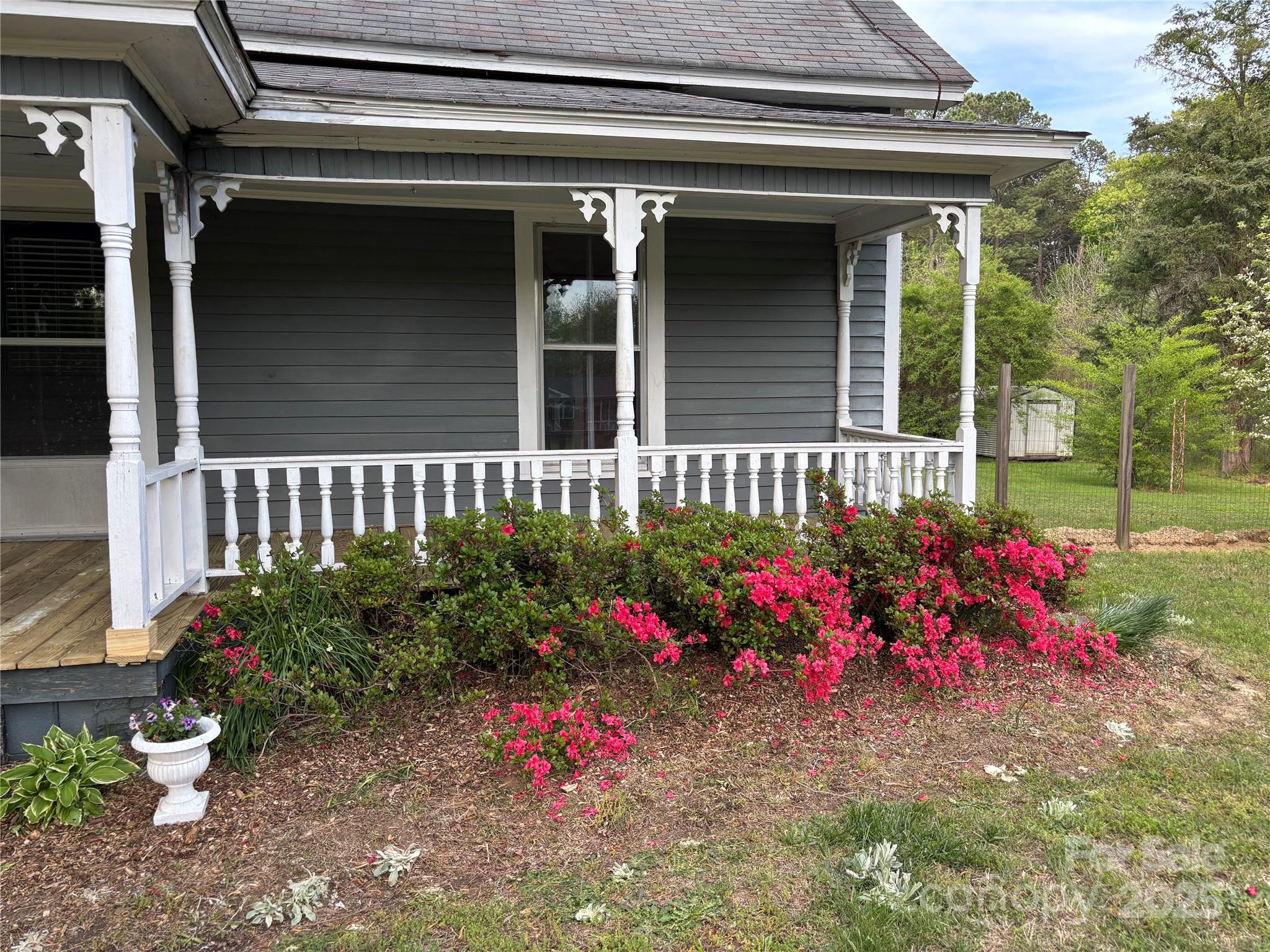 4220 Woodleaf Road Property Photo 40
