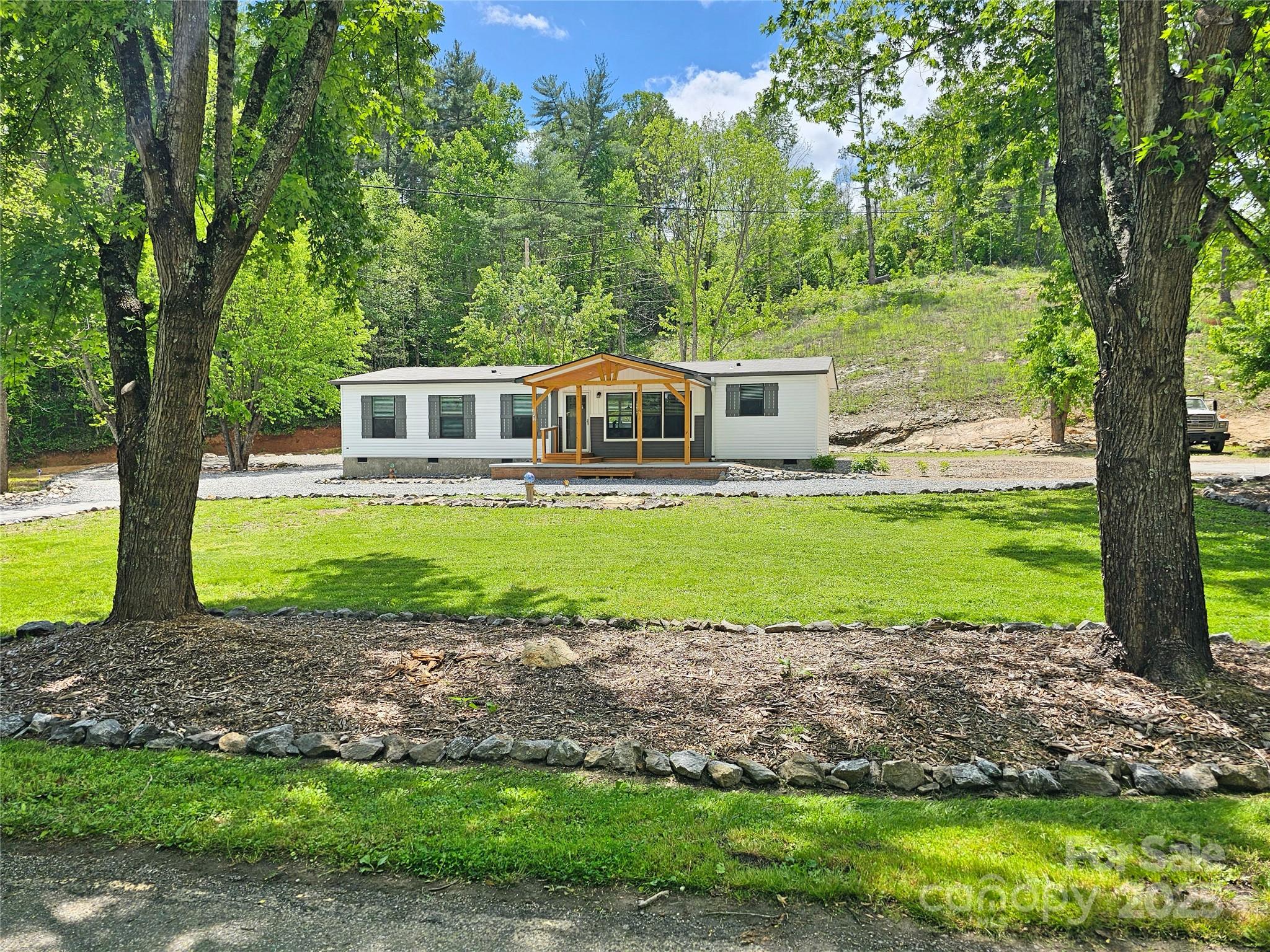 1542 Tillery Branch Road Property Photo