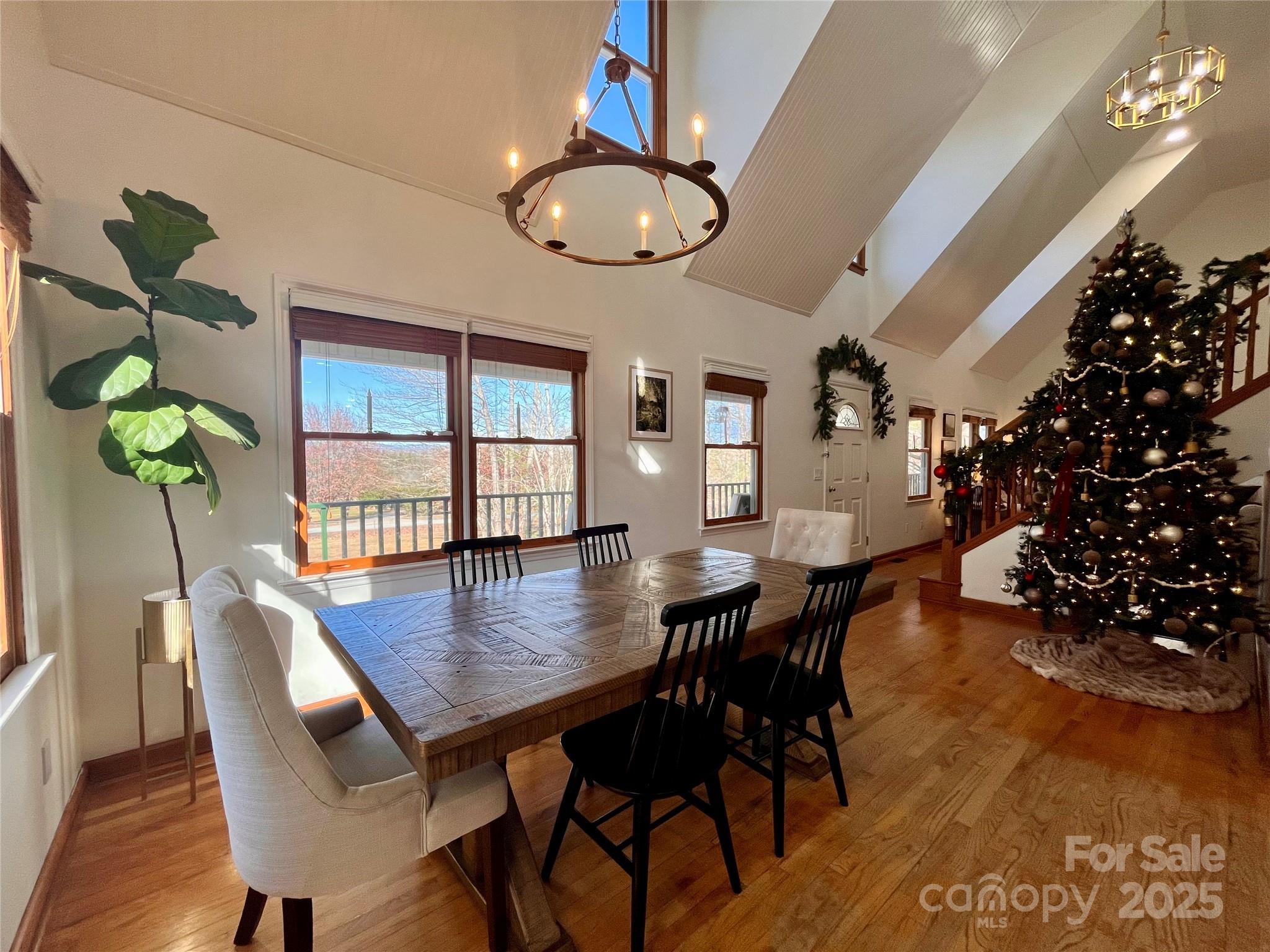 233 Windy Ridge Drive Property Photo 25