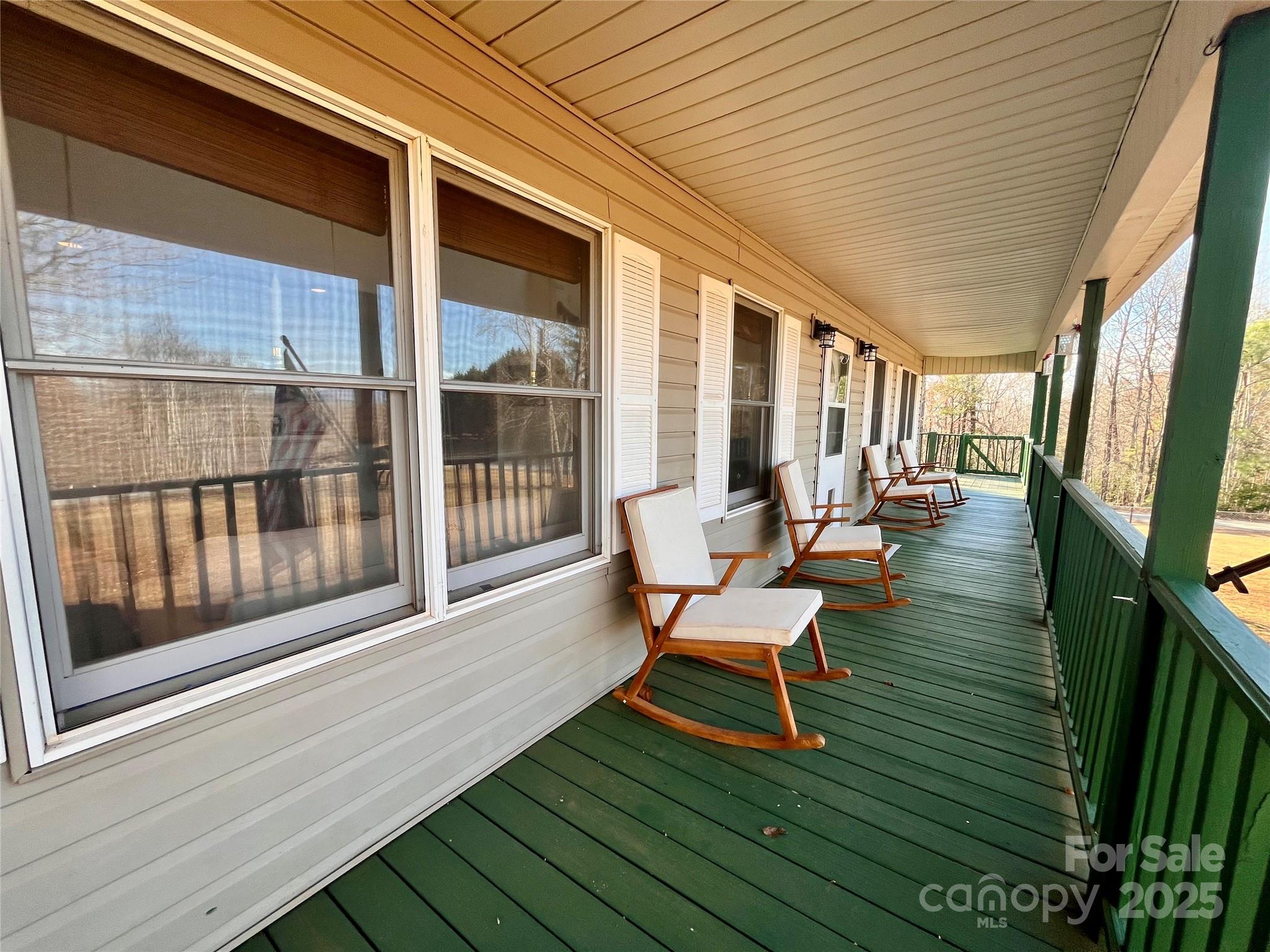 233 Windy Ridge Drive Property Photo 28