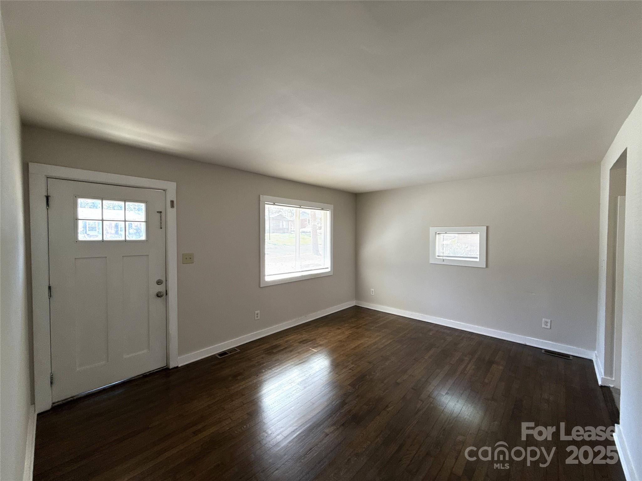 3923 Colebrook Road Property Photo 2