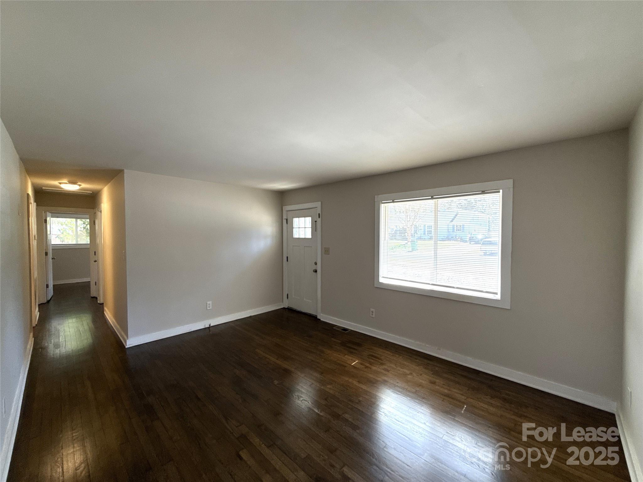 3923 Colebrook Road Property Photo 3
