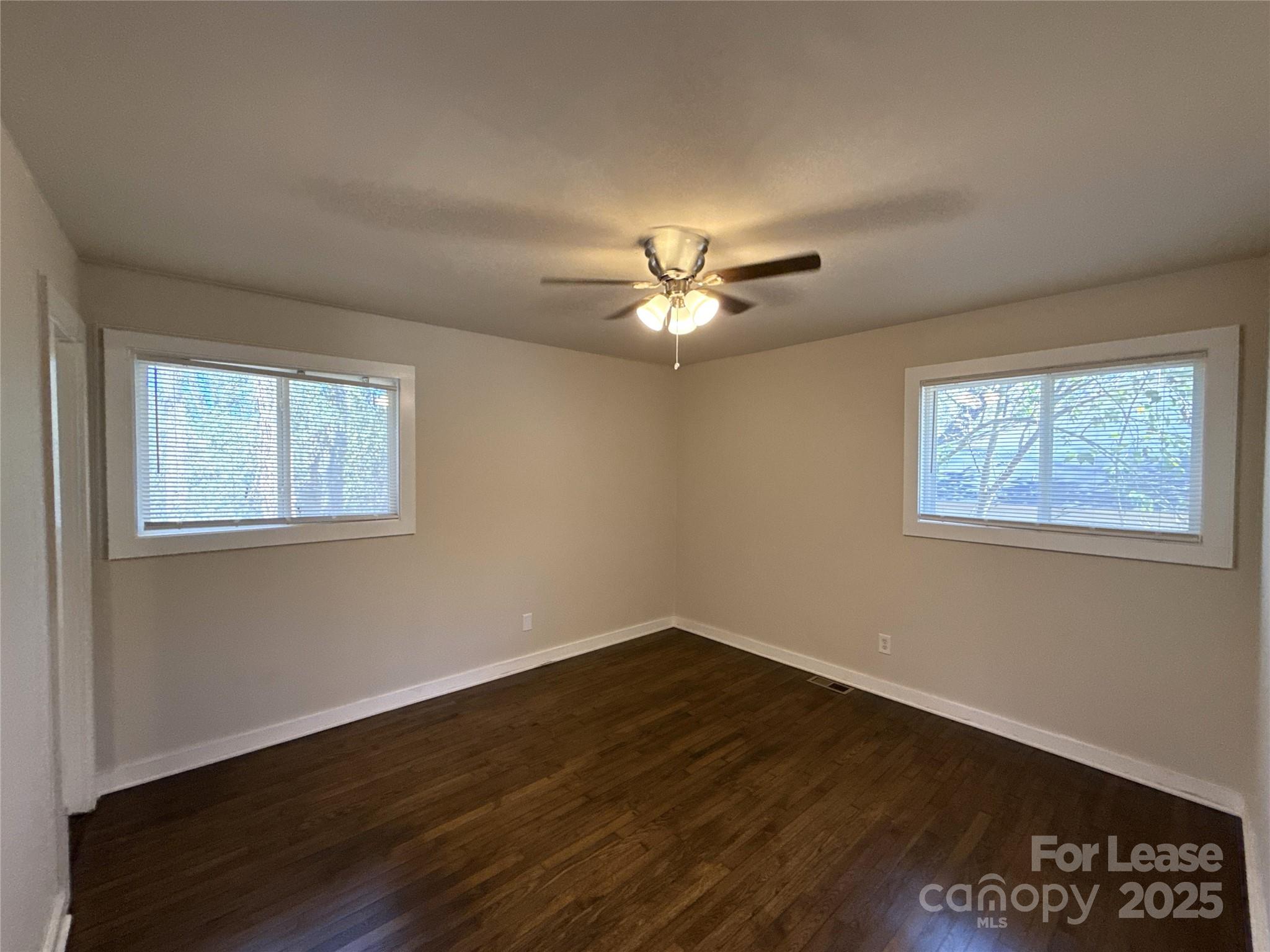 3923 Colebrook Road Property Photo 6